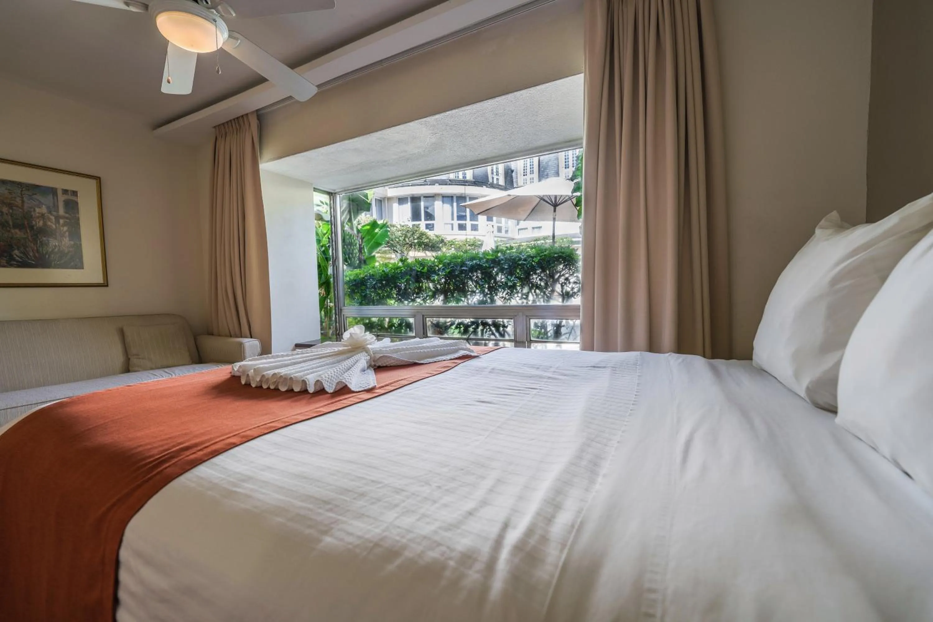 Bedroom, Bed in Hotel San Carlos