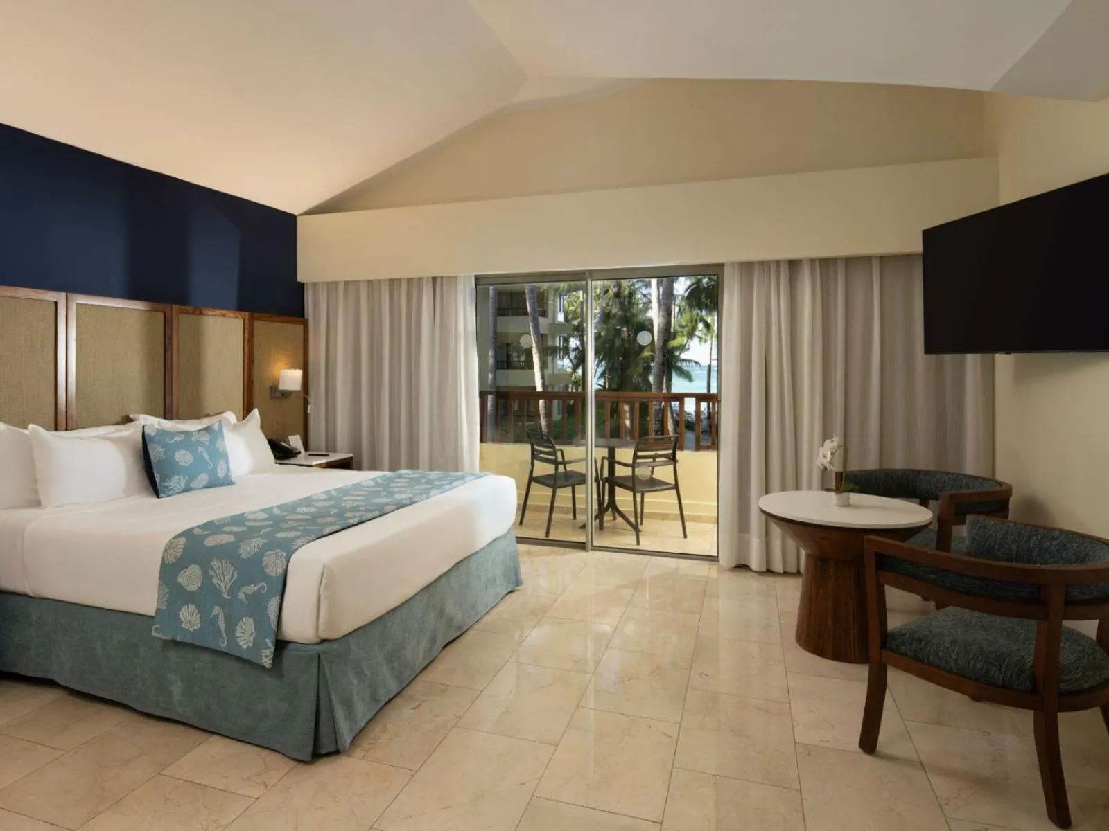 Bed in Impressive Premium Punta Cana - All Inclusive