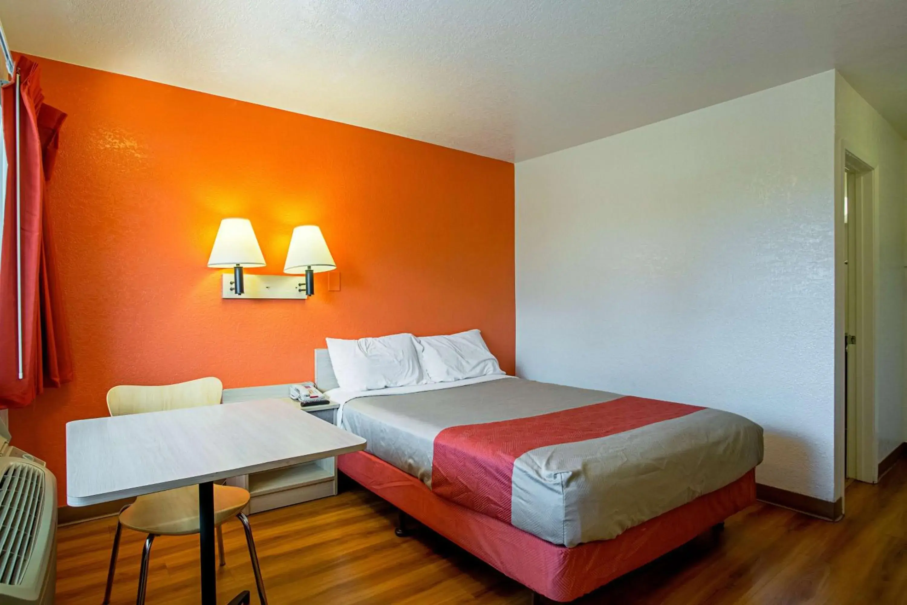 Queen Suite - single occupancy - Non-Smoking in Motel 6-Prescott, AZ Queen Suite - single occupancy - Non-Smoking in Motel 6-Prescott, AZ