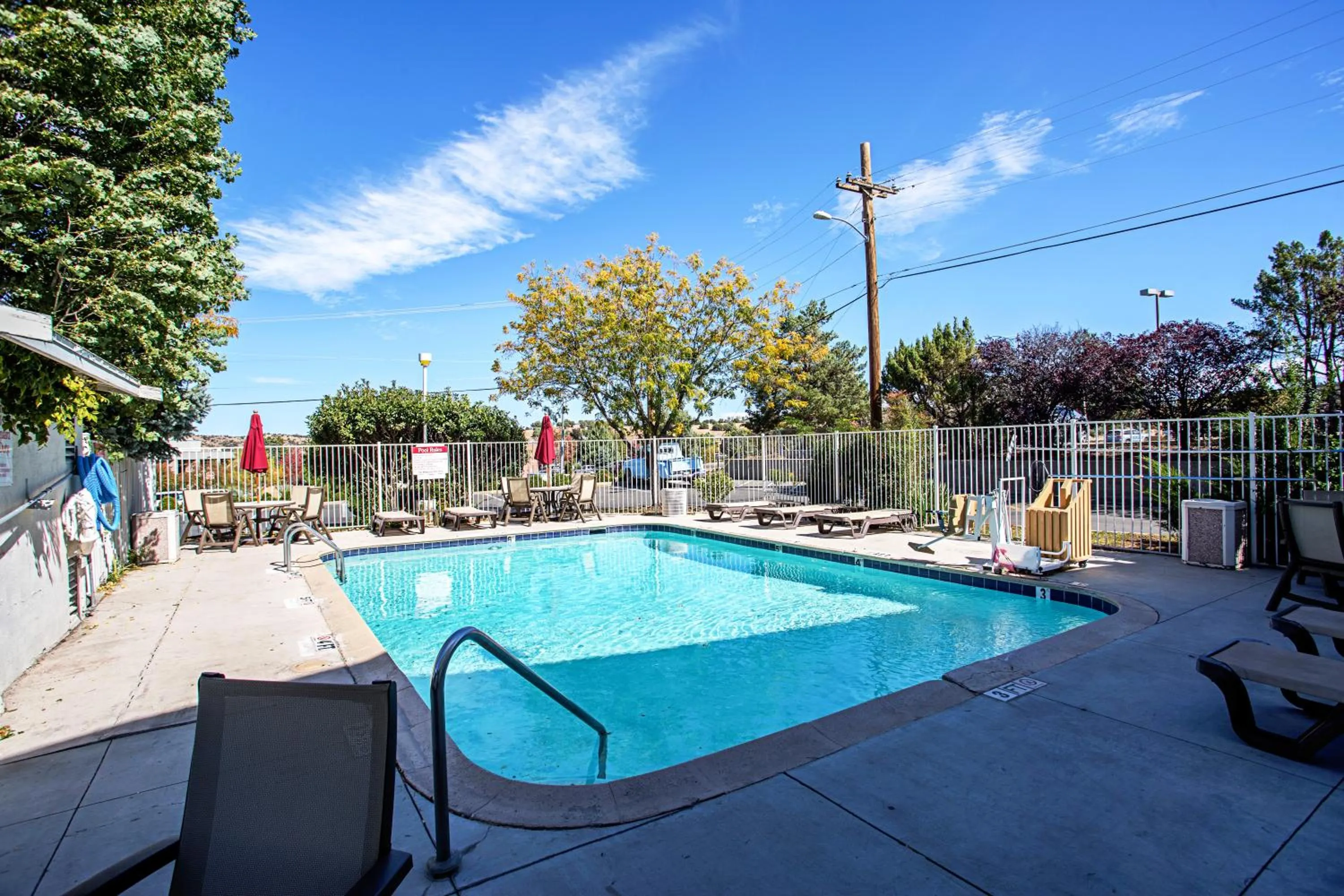 Swimming pool in Motel 6-Prescott, AZ
