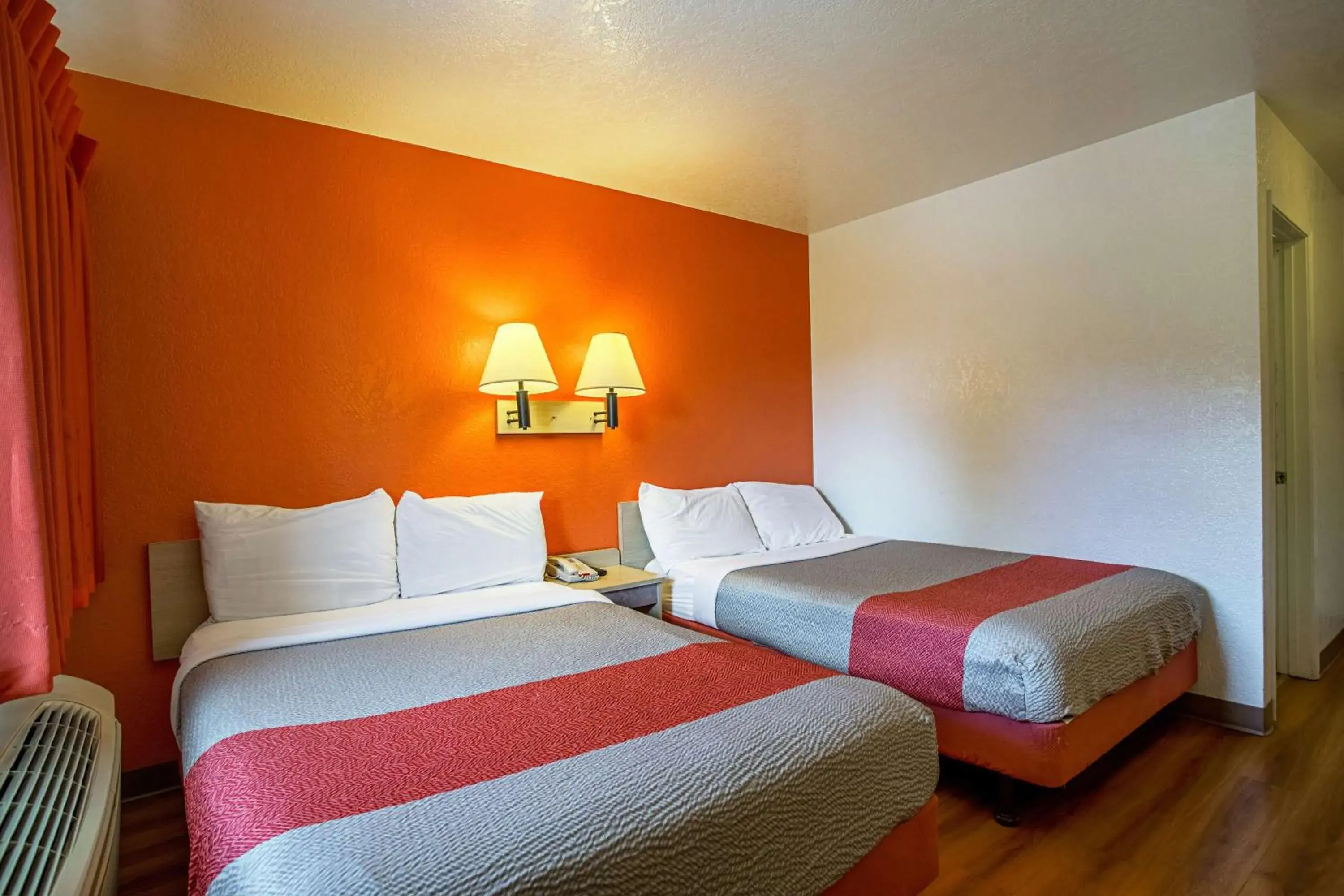 Quadruple Room - single occupancy in Motel 6-Prescott, AZ Quadruple Room - single occupancy in Motel 6-Prescott, AZ