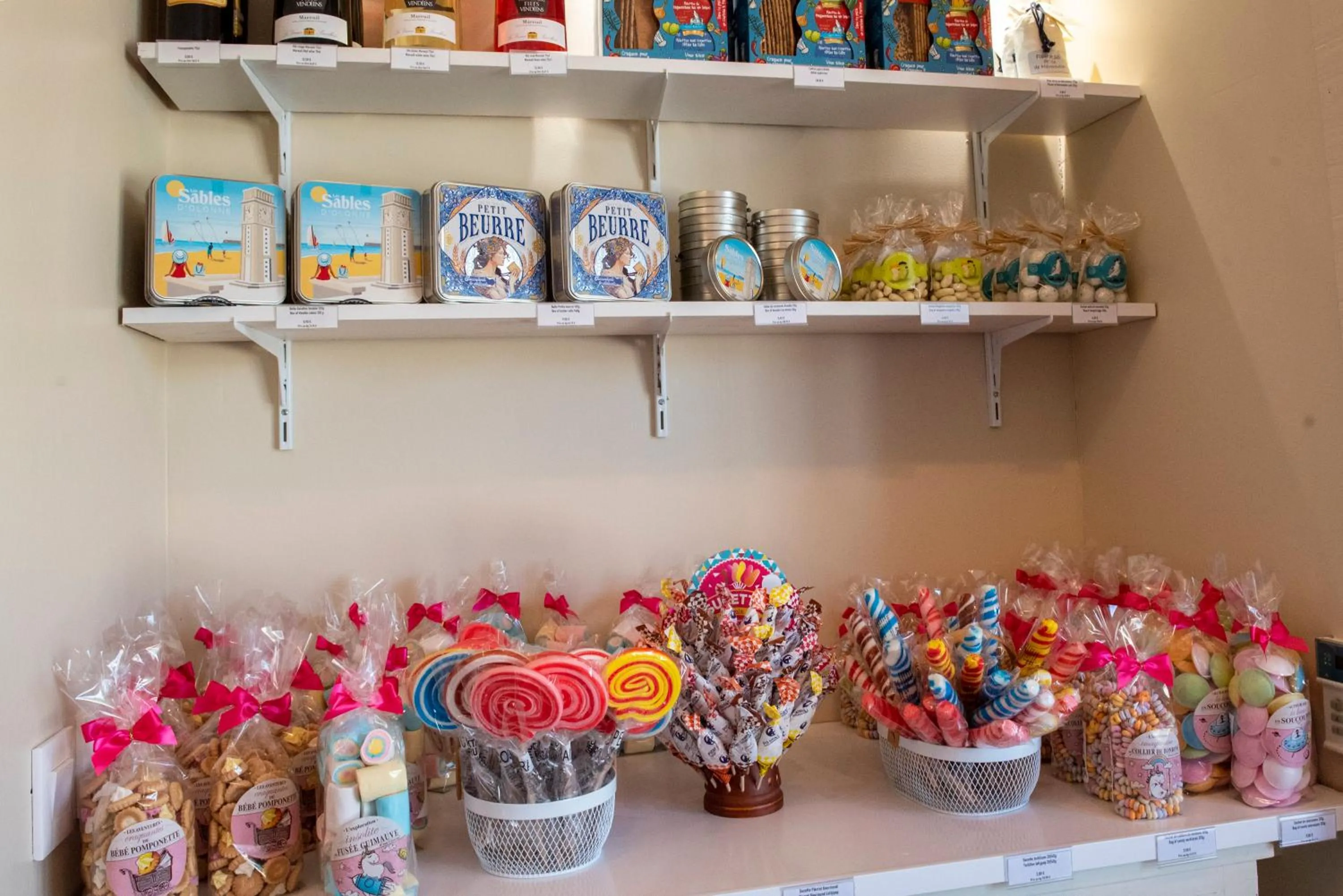 Supermarket/grocery shop in Oasis Les Jardins des Sables d'Olonne