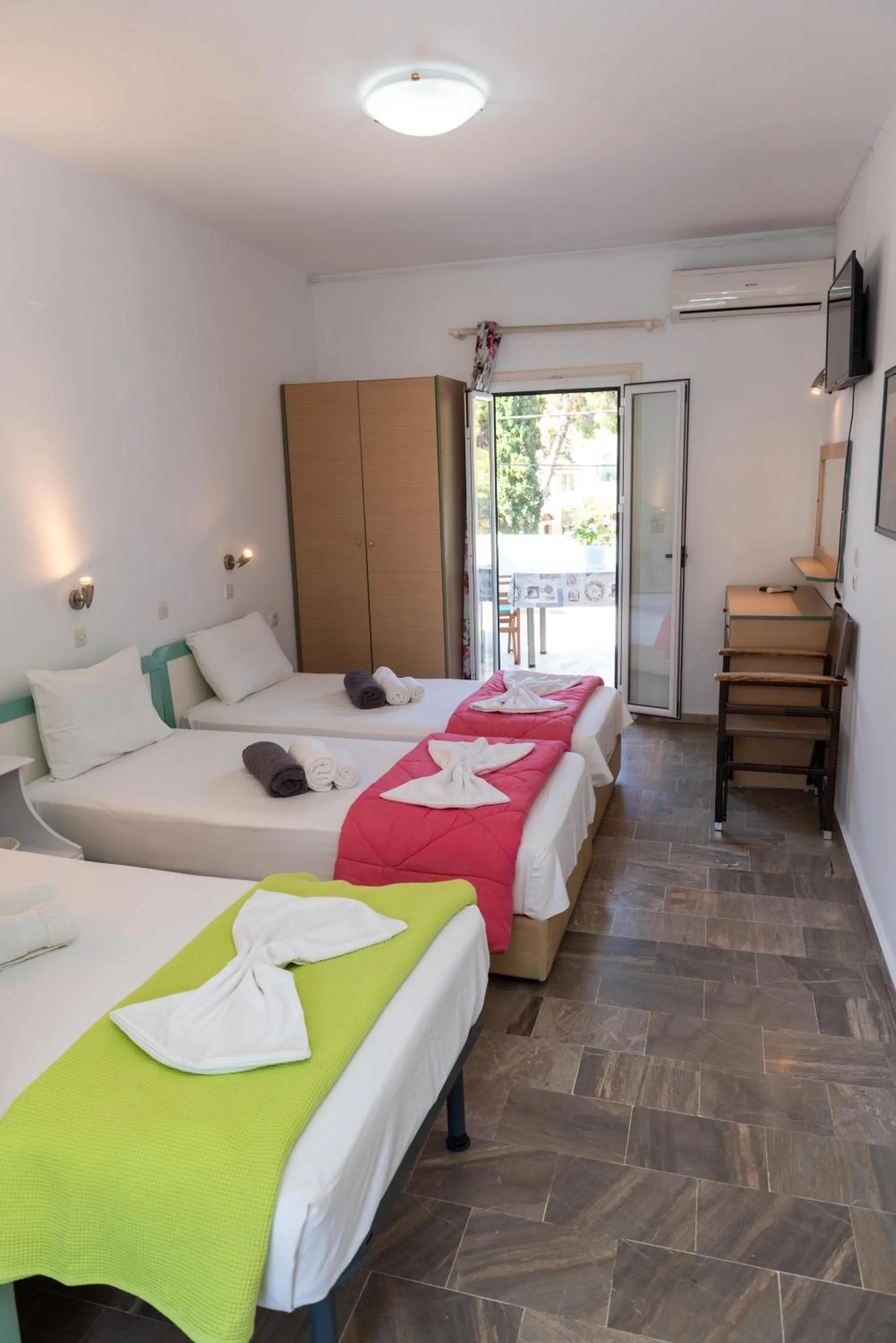 Ilias Studios sevasti