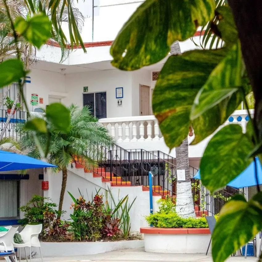 Swimming pool in Hotel Hacienda Vallarta - Playa Las Glorias