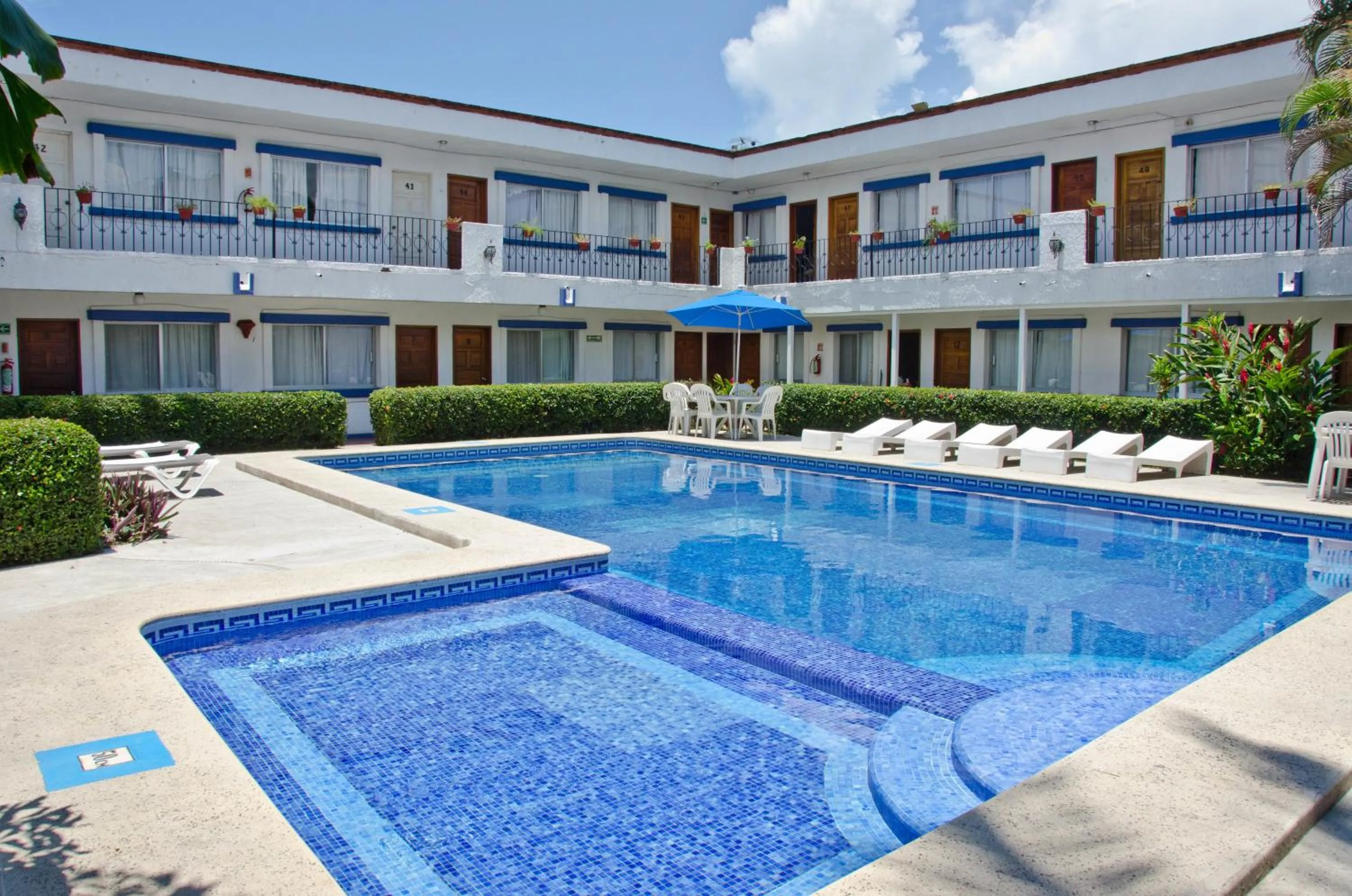 Swimming pool in Hotel Hacienda Vallarta - Playa Las Glorias