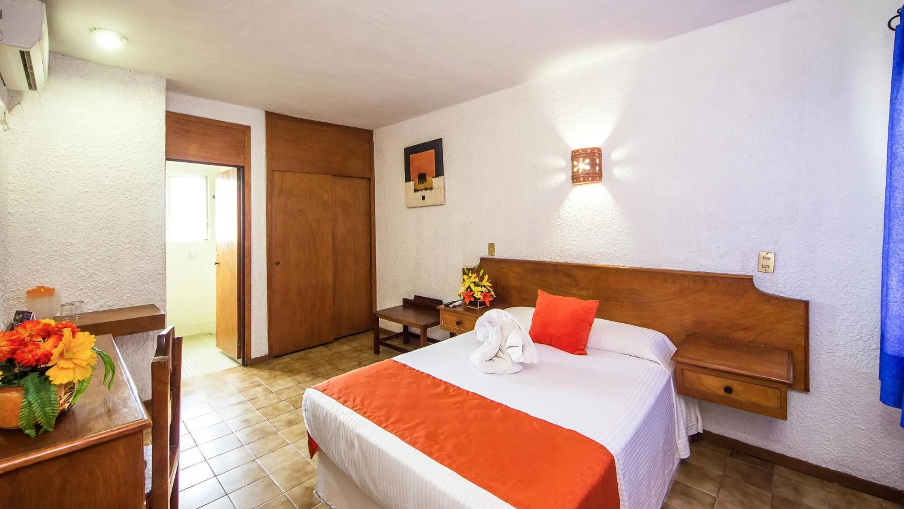 TV and multimedia, Bed in Hotel Hacienda Vallarta - Playa Las Glorias