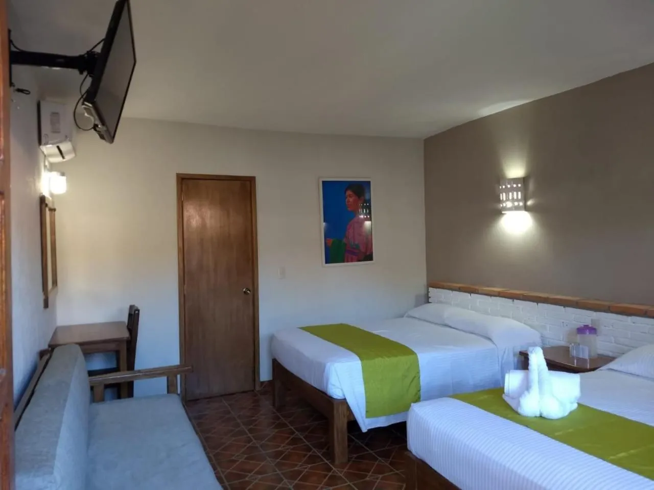 TV and multimedia, Bed in Hotel Hacienda Vallarta - Playa Las Glorias