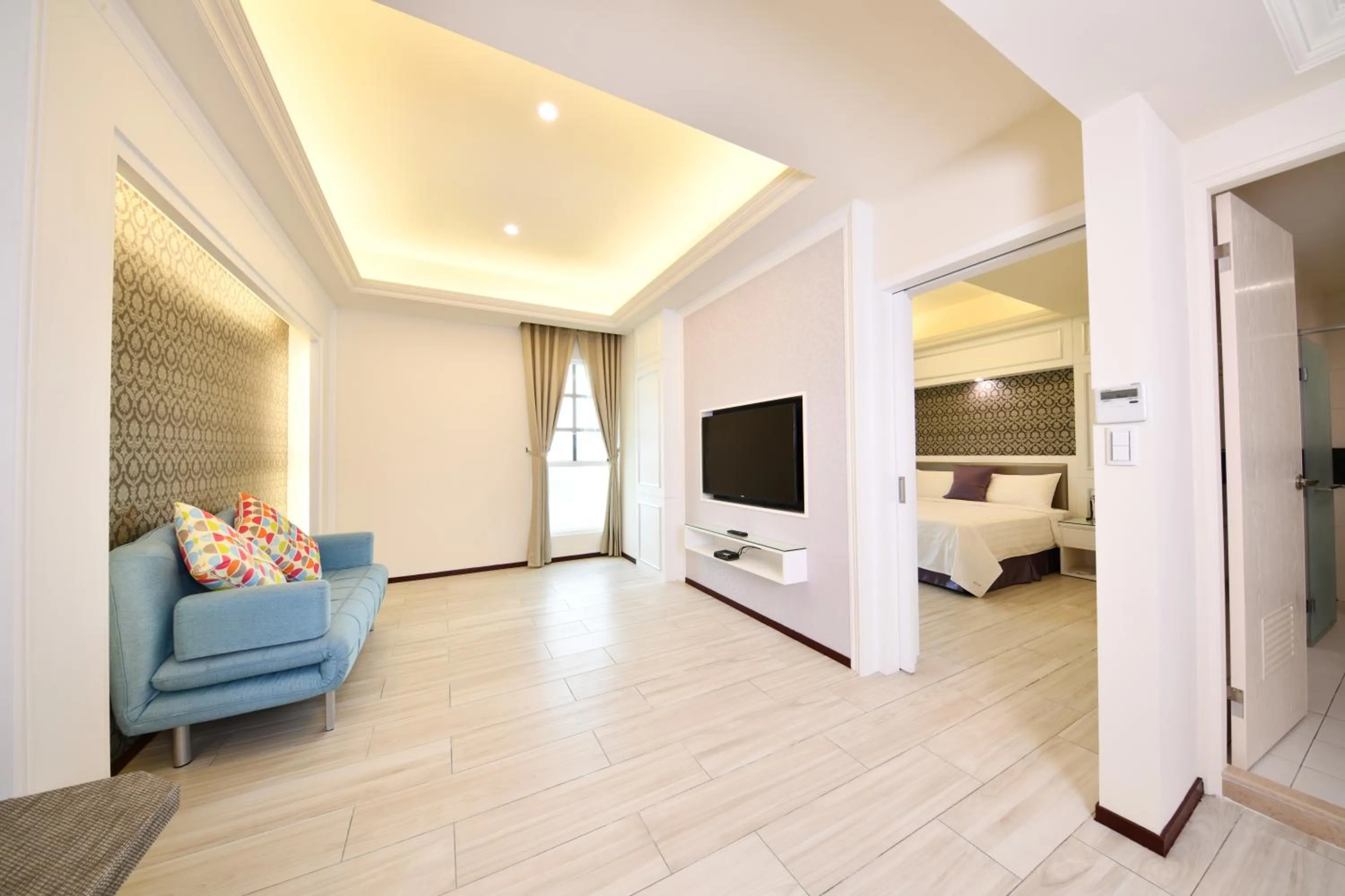 Living room, Bed in Chuan Cheng Castle