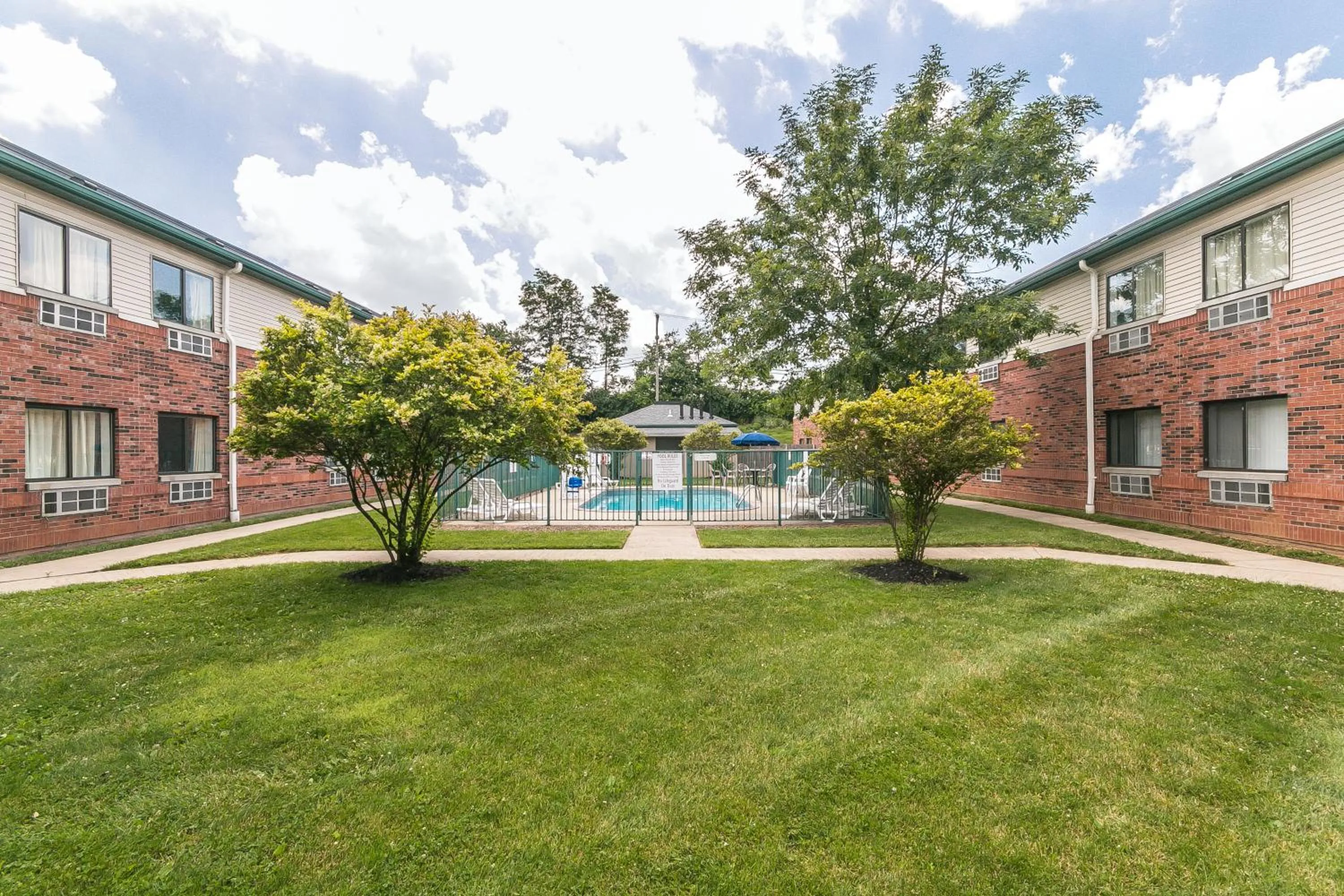 Property building in Motel 6 - Georgetown, KY - Lexington North