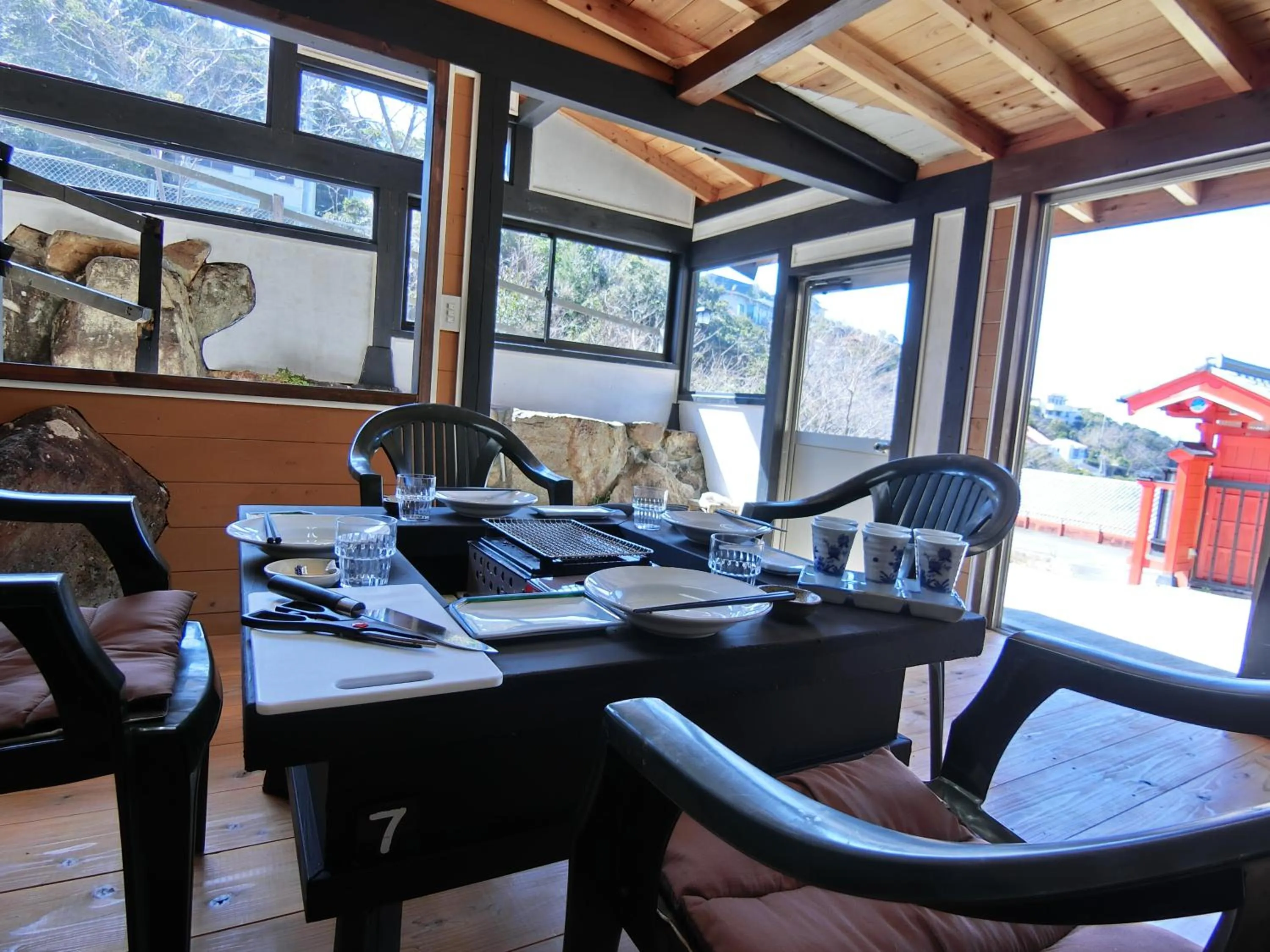 Restaurant/places to eat in Shirahama Meiji Villa