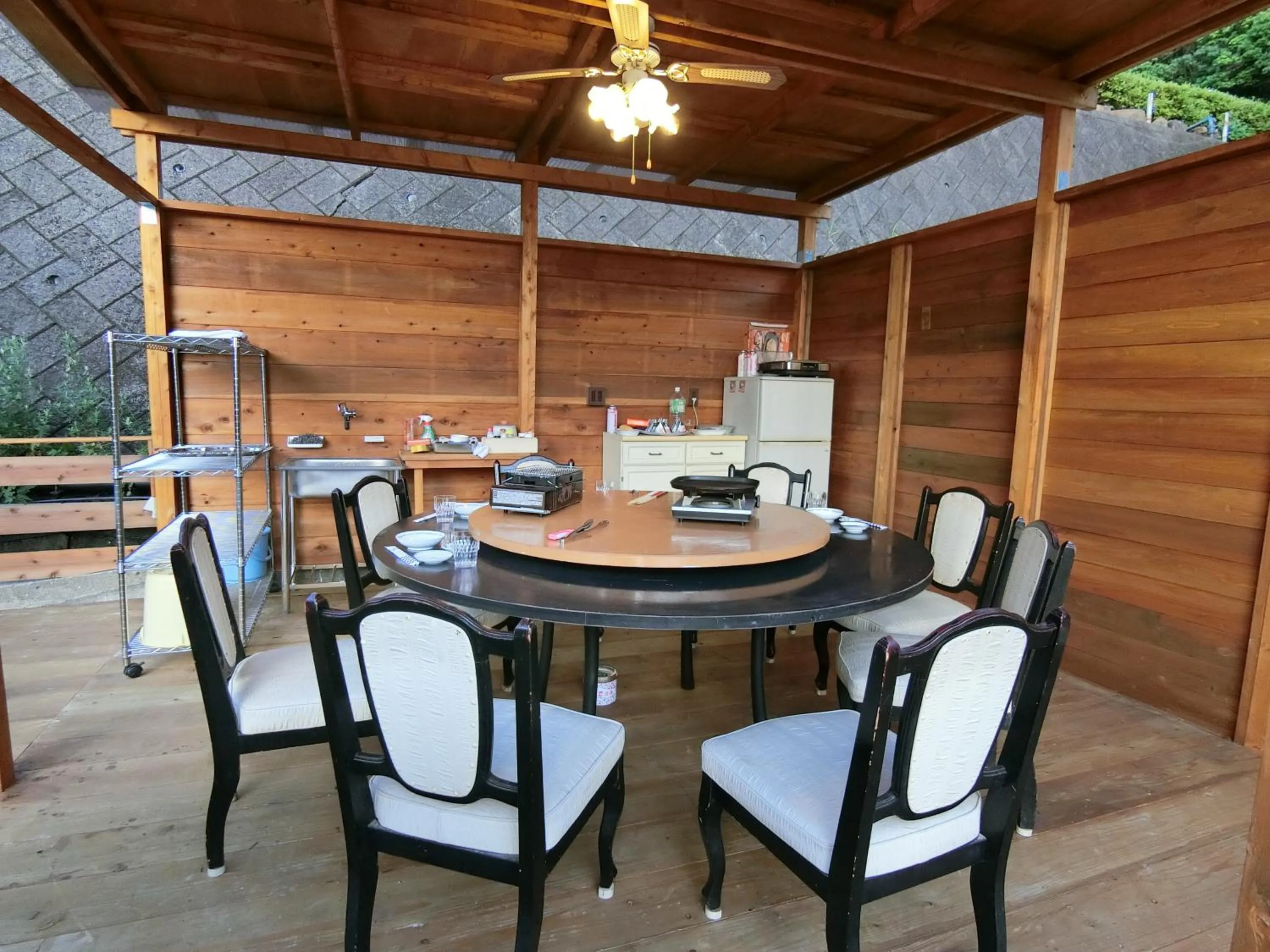 Property building in Shirahama Meiji Villa