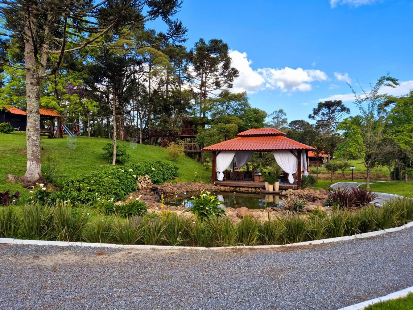 Garden view in Pousada Recanto dos Pôneis Rio Rufino Urubici