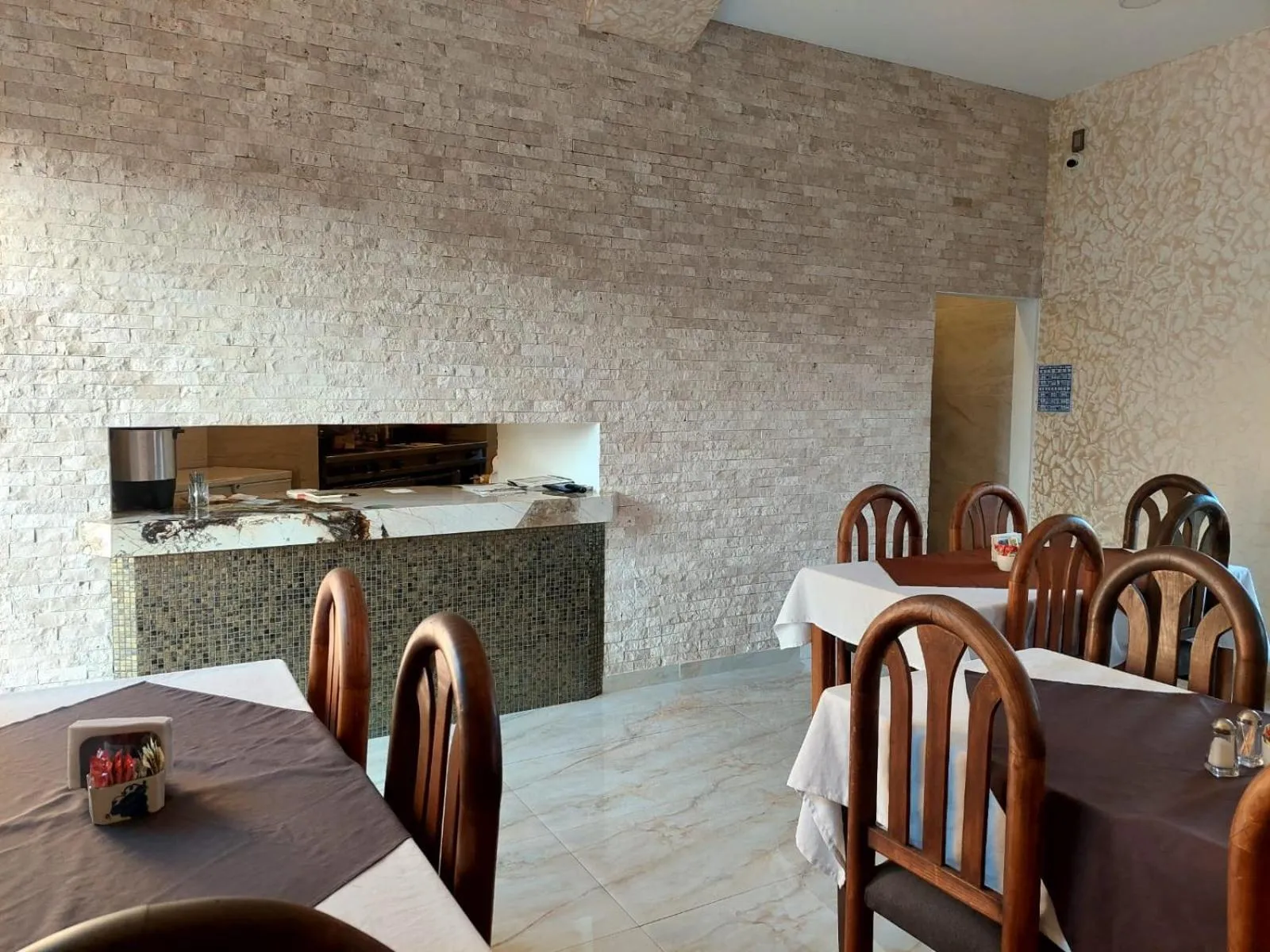 Restaurant/places to eat in Hotel Parador del Rey