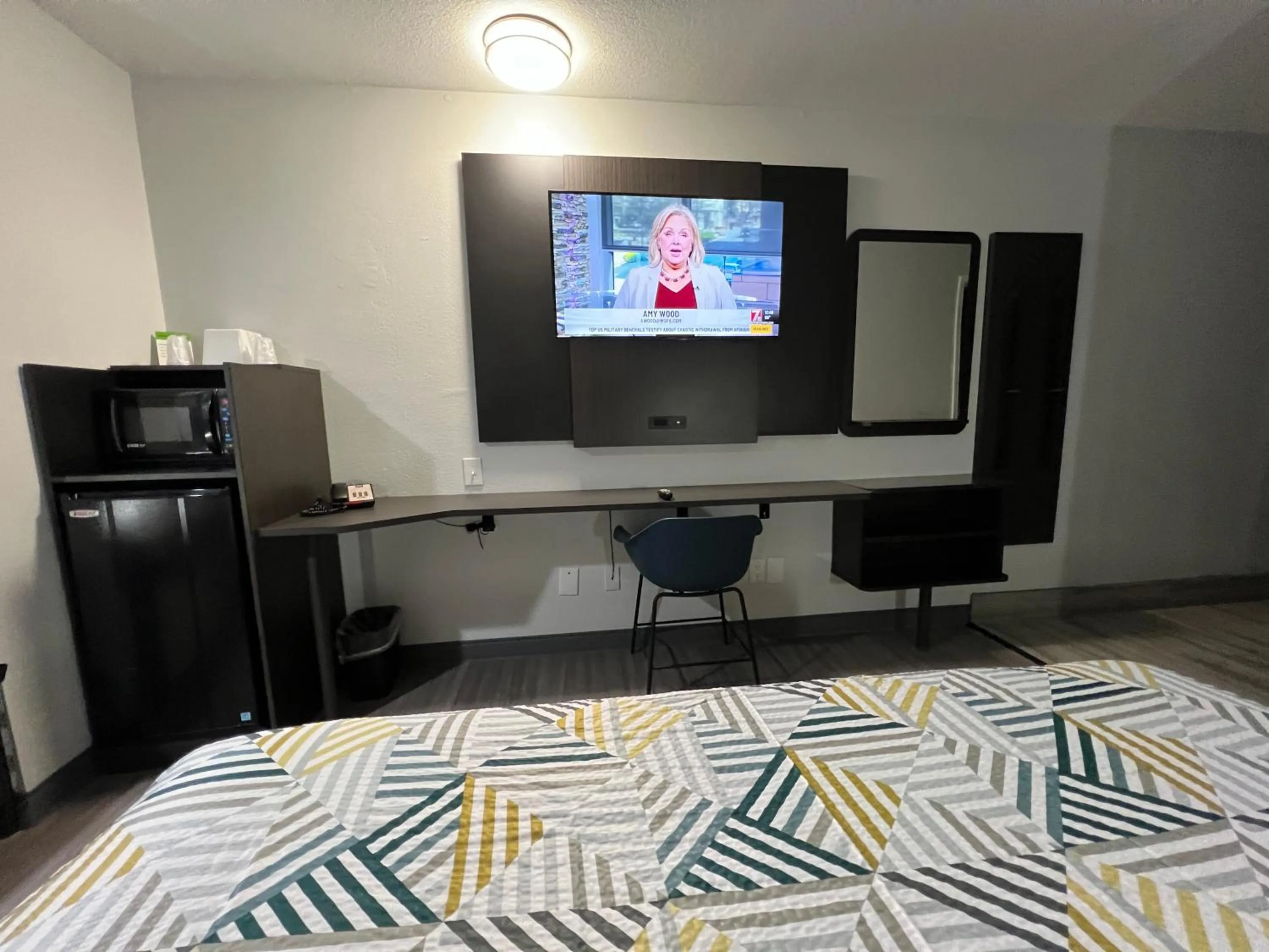 Bed in Motel 6-Simpsonville, SC - Greenville