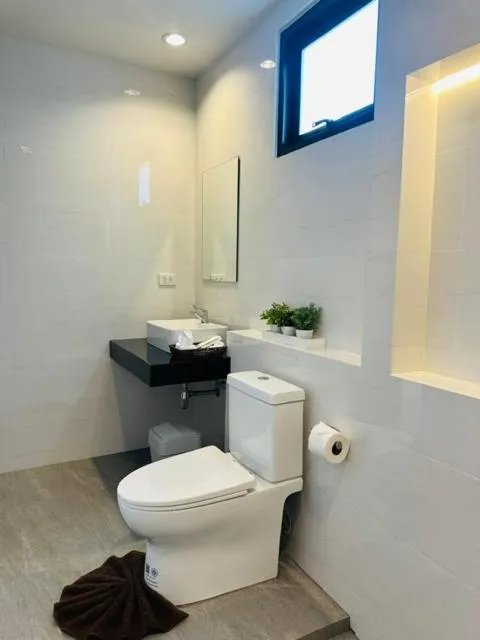 Bathroom in Shangrilah Bungalow