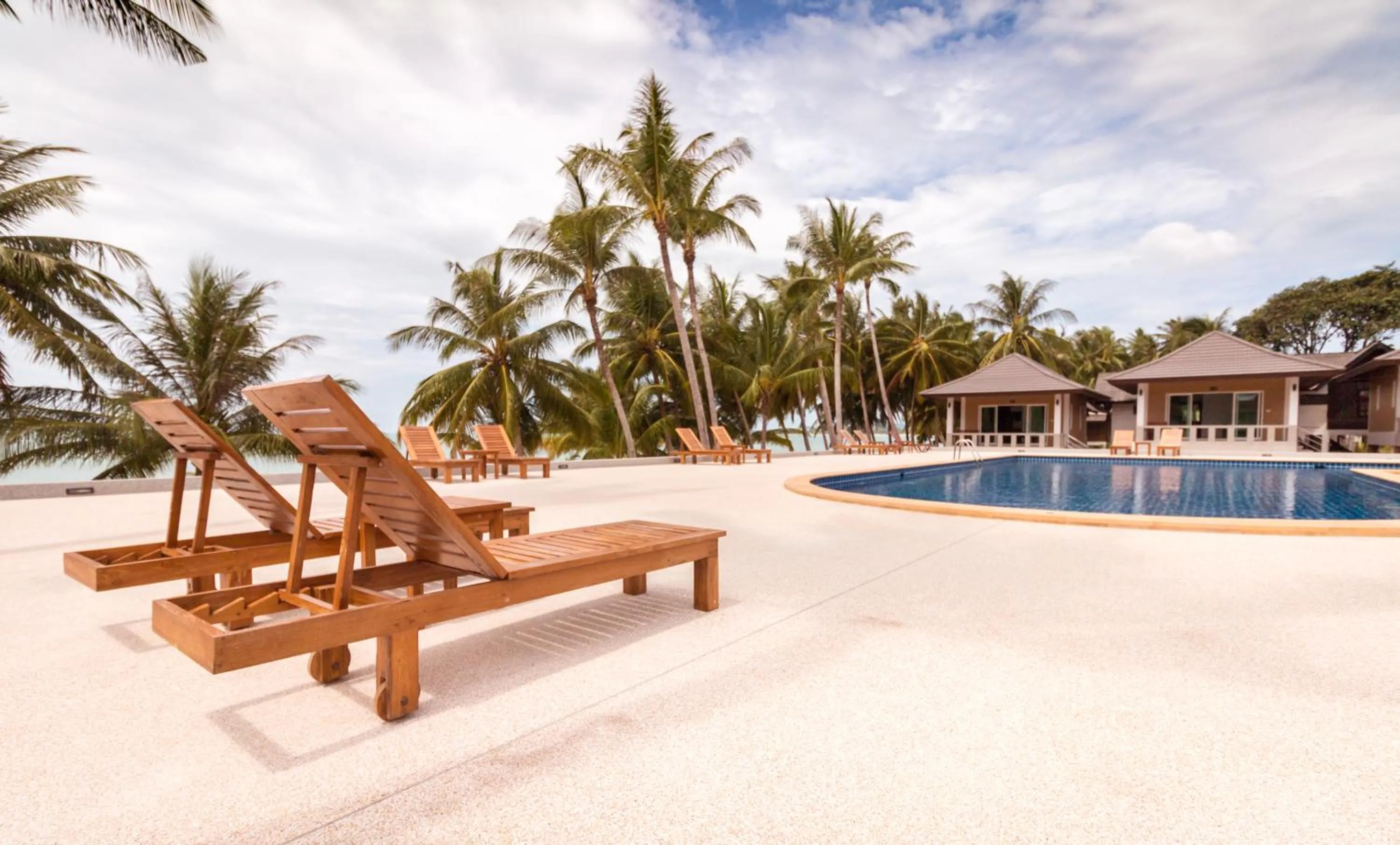 Pool view in Shangrilah Bungalow
