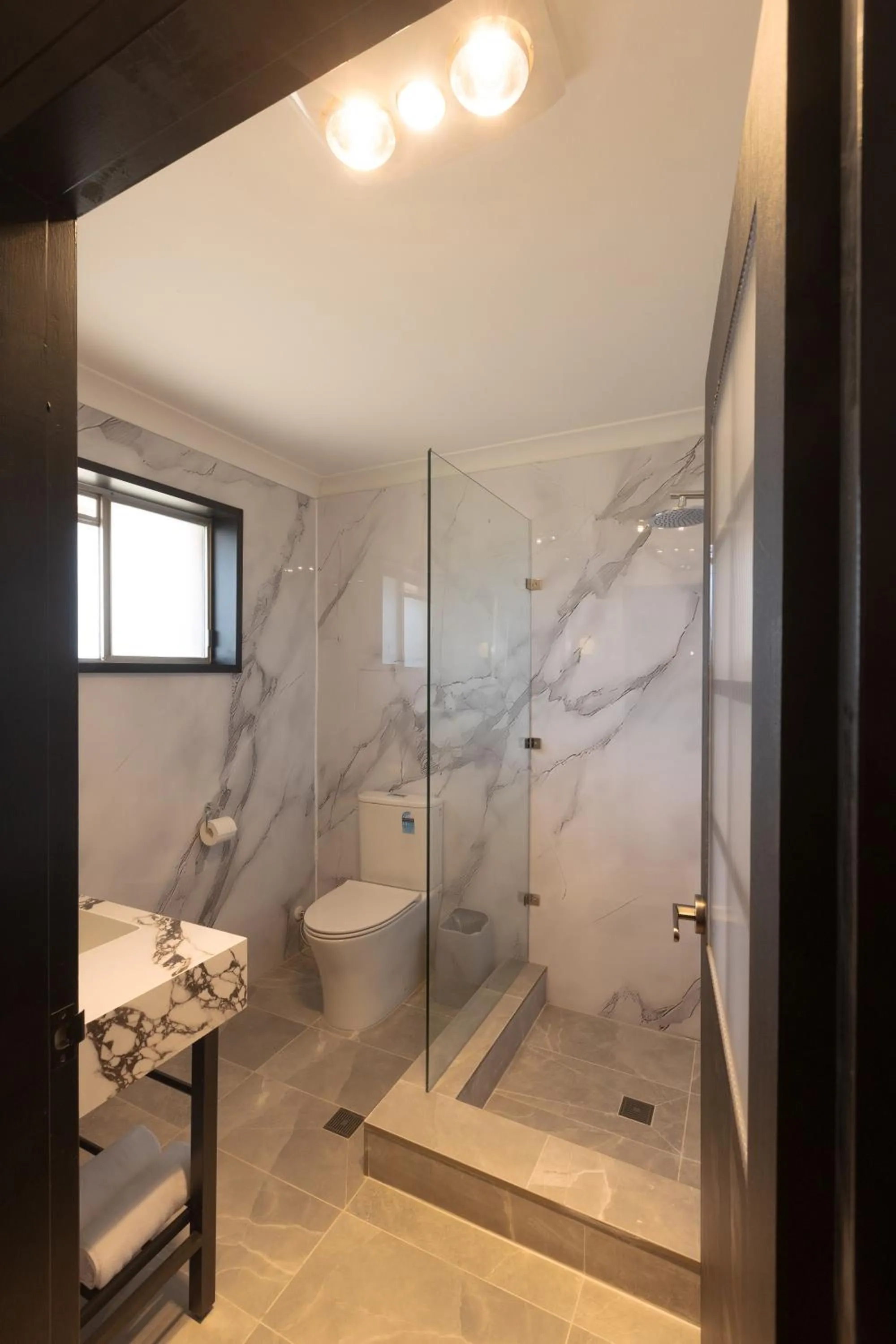 Shower in Mu S Boutique Motel "Matthew Flinders"