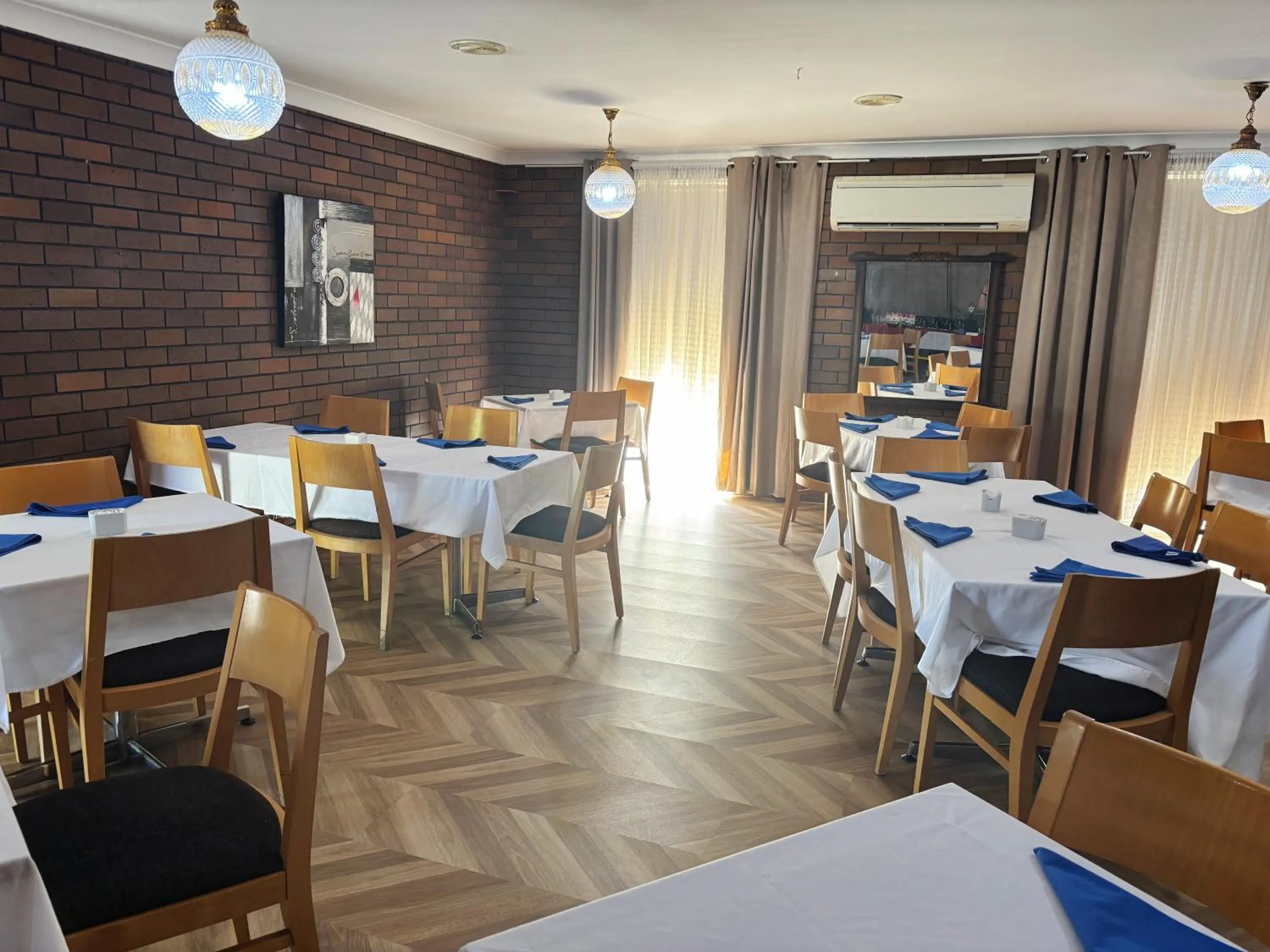 Breakfast in Mu S Boutique Motel "Matthew Flinders"