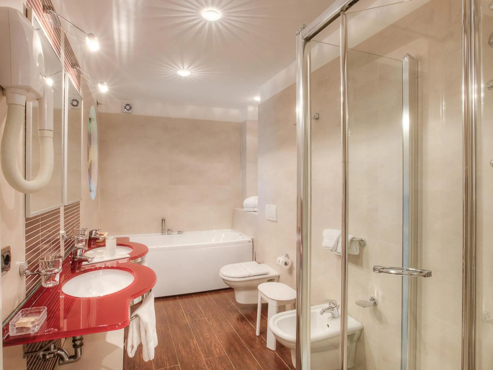 Bathroom in Hotel Nettuno