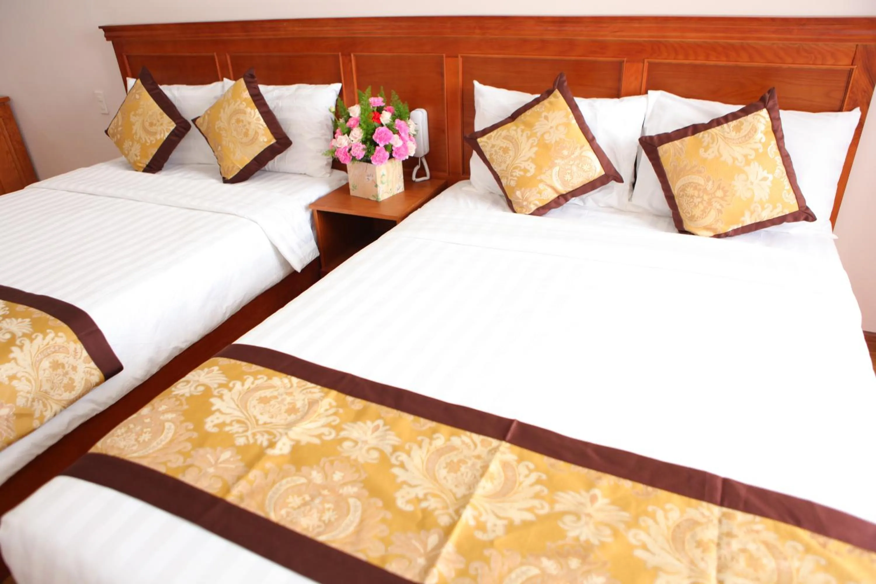 Bed in Hồng Tùng Hotel