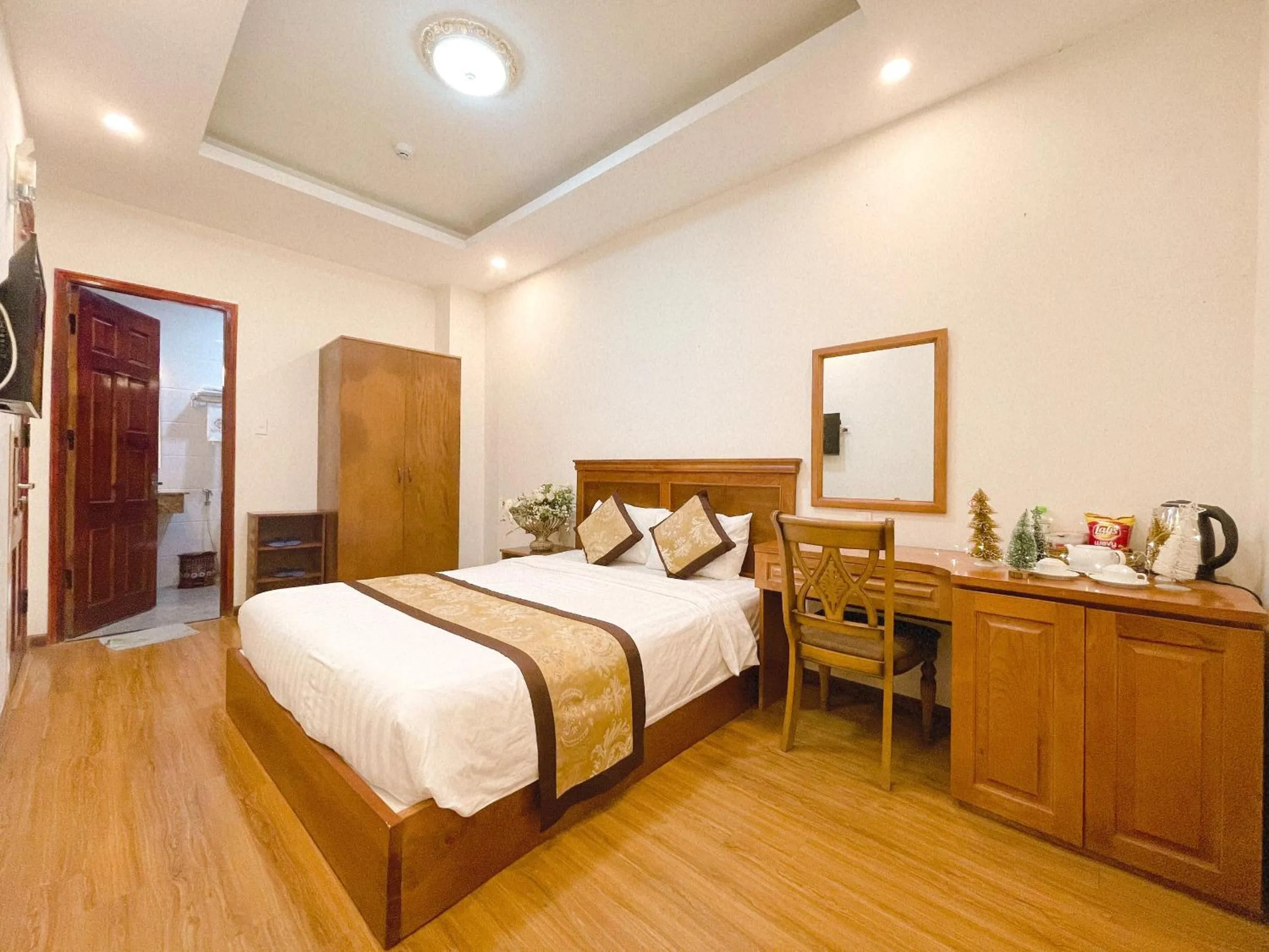 Bed in Hồng Tùng Hotel