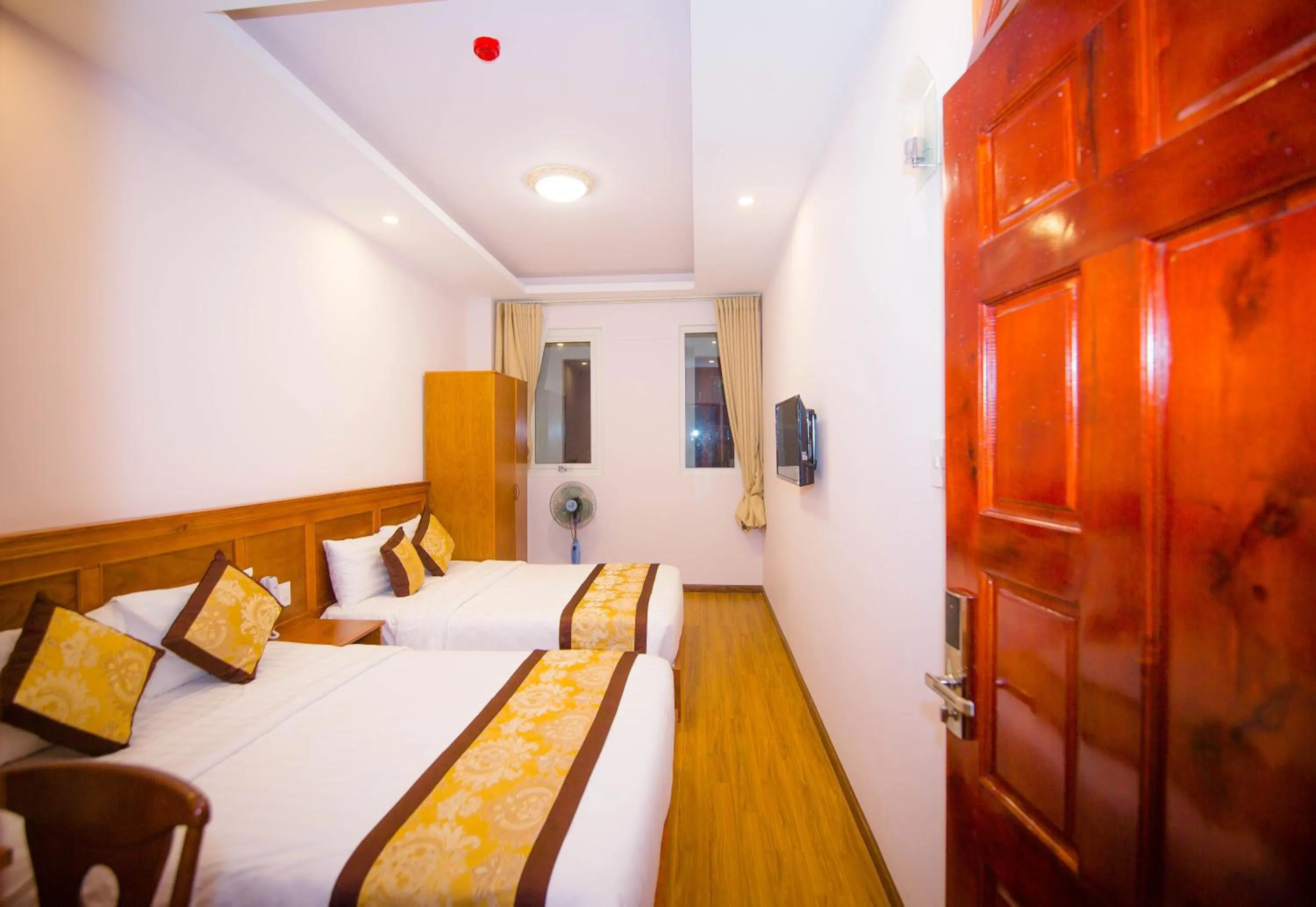 Bed in Hồng Tùng Hotel