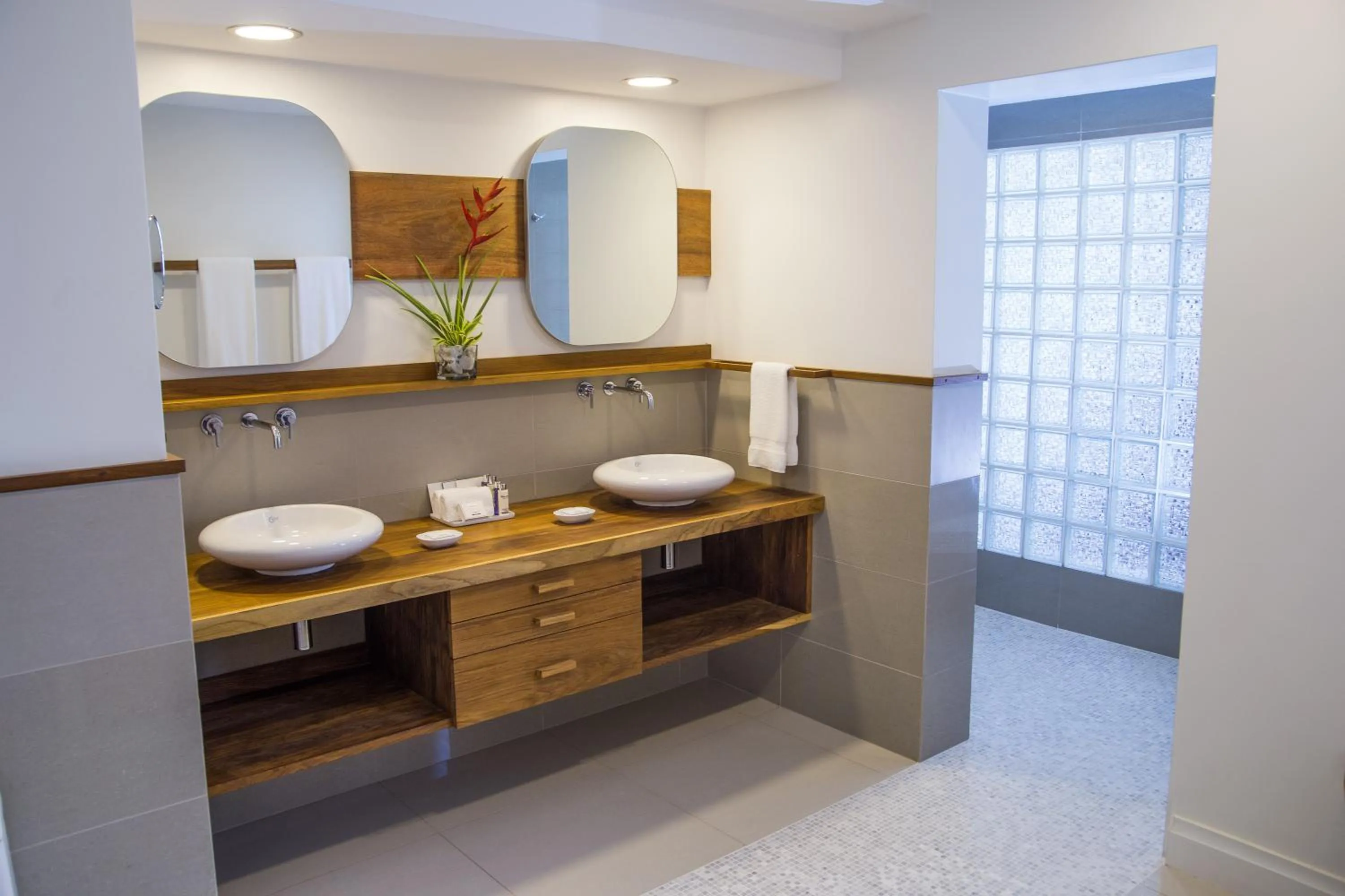 Bathroom in Calabash Hotel