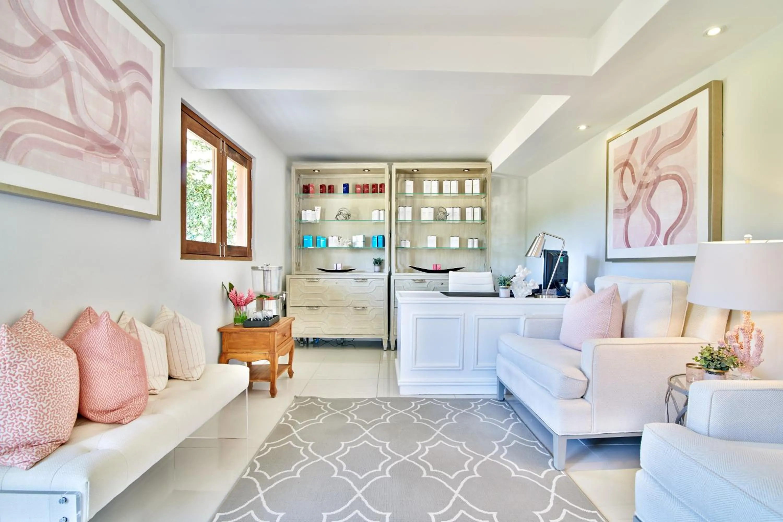 Spa and wellness centre/facilities in Calabash Hotel