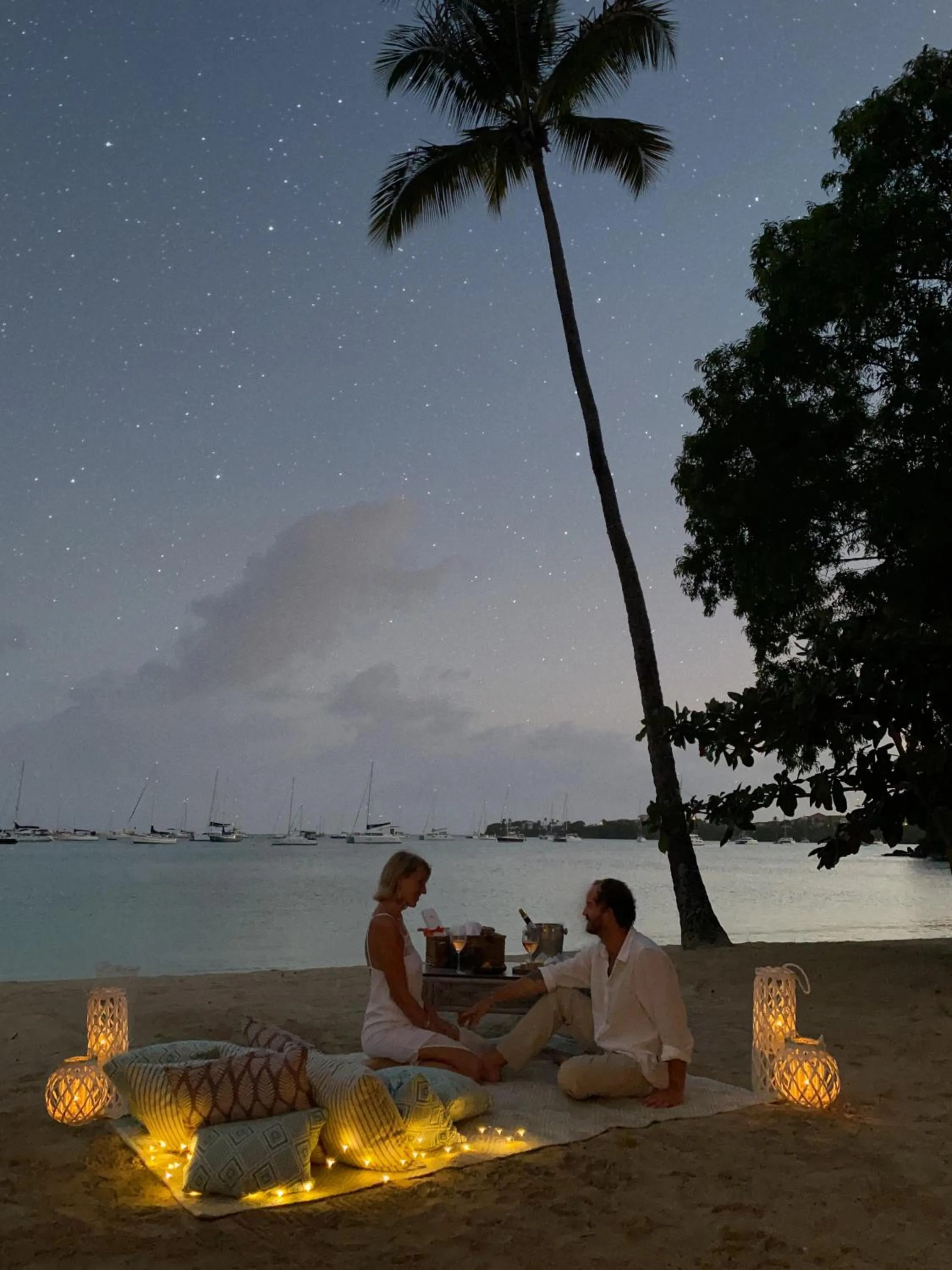 Restaurant/places to eat in Calabash Hotel