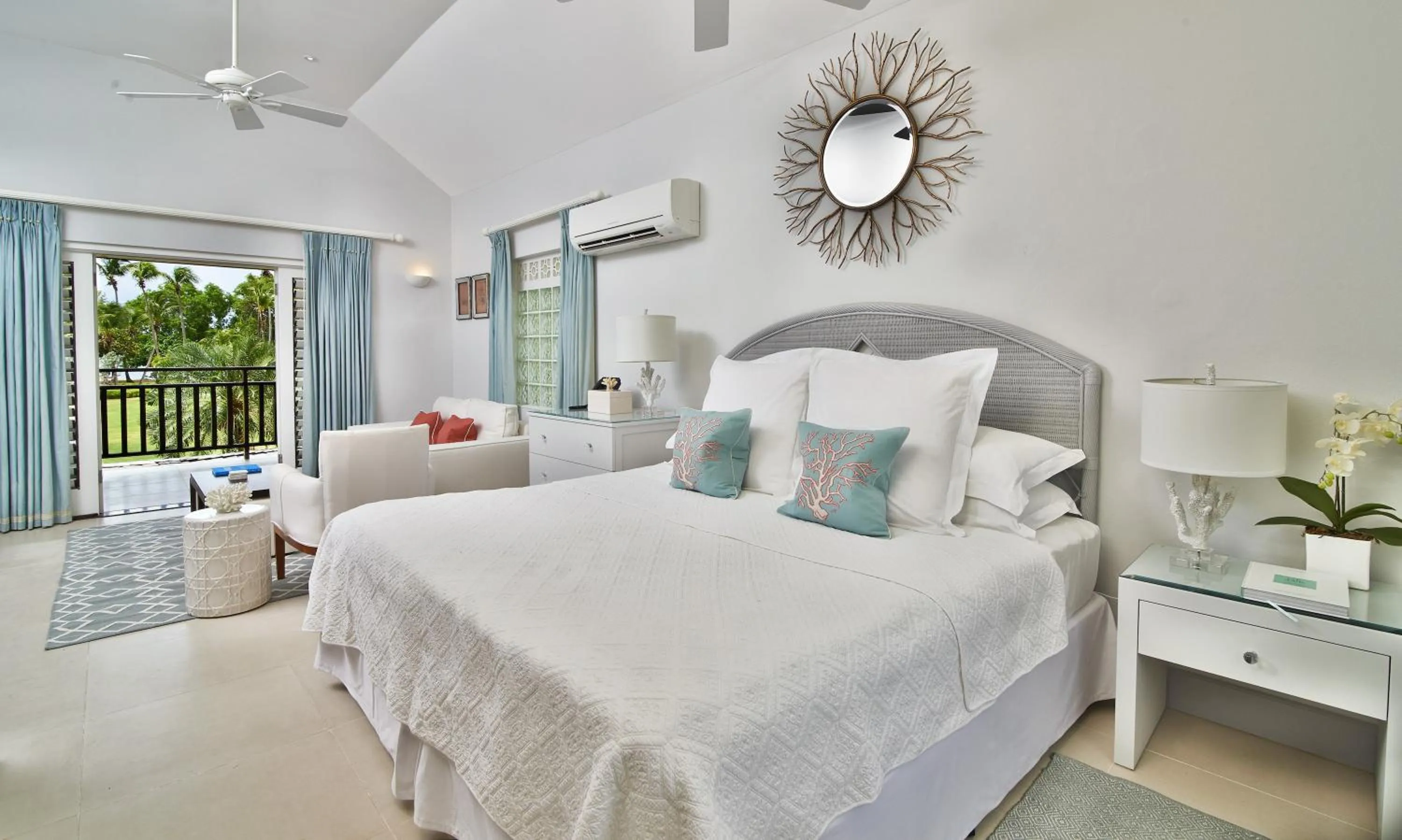 Bed in Calabash Hotel