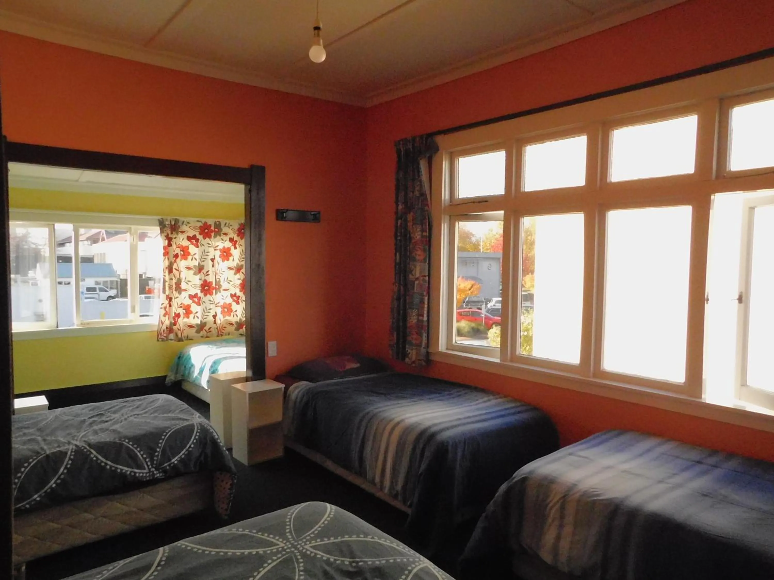 Bed in Rotorua Central Backpackers