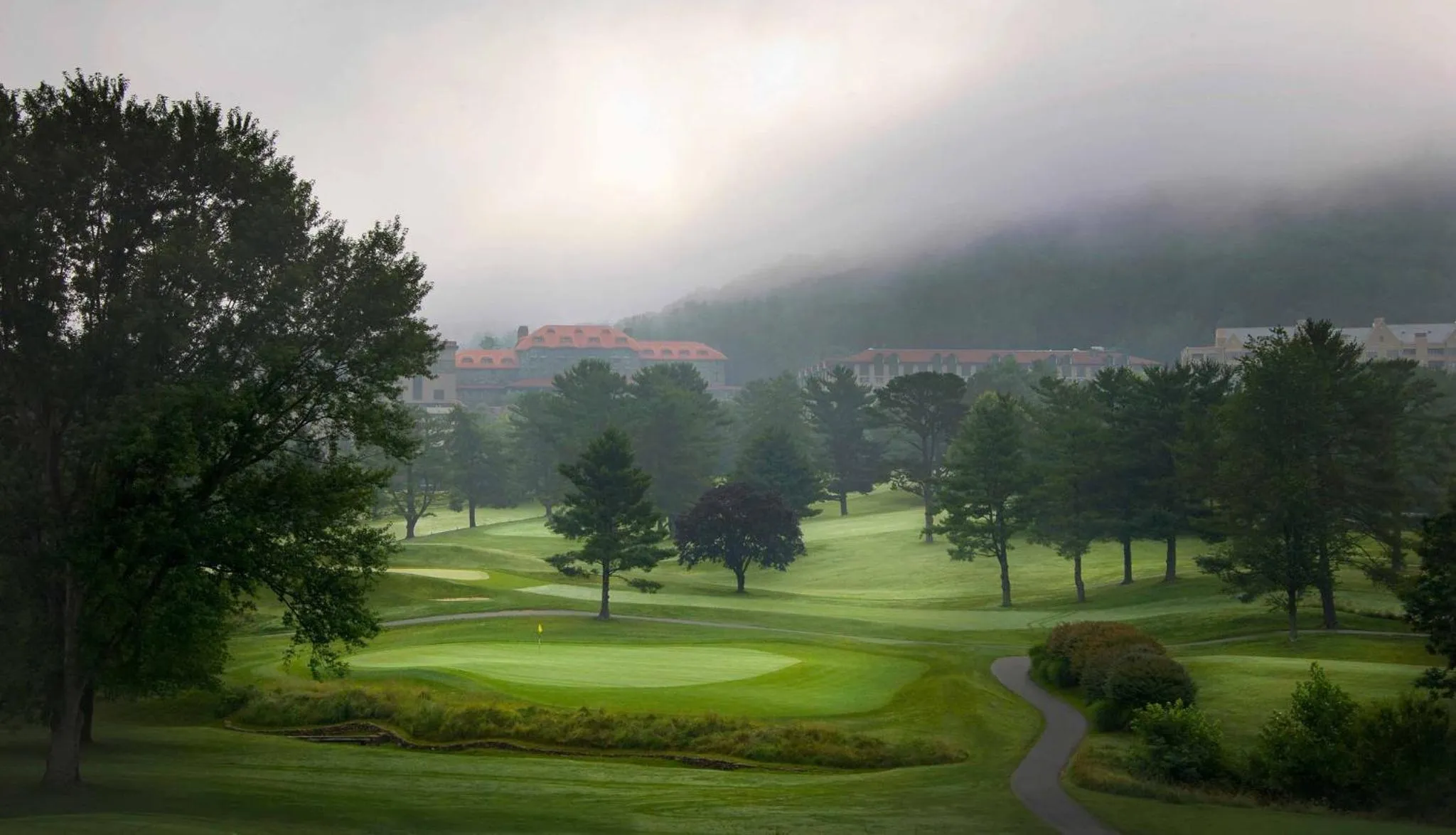 Golfcourse in The Omni Grove Park Inn & Spa - Asheville