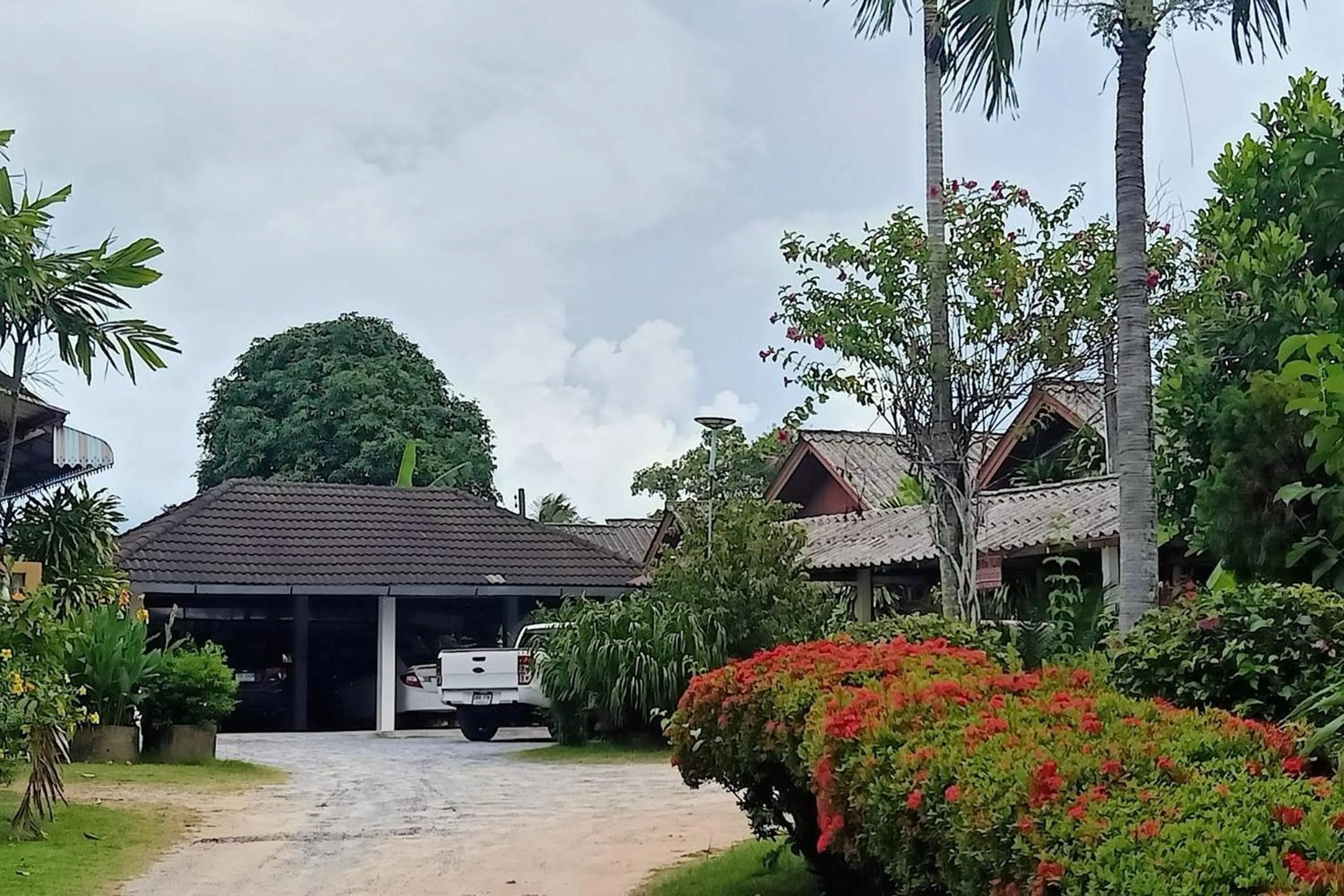 Property building in Palm Point Village