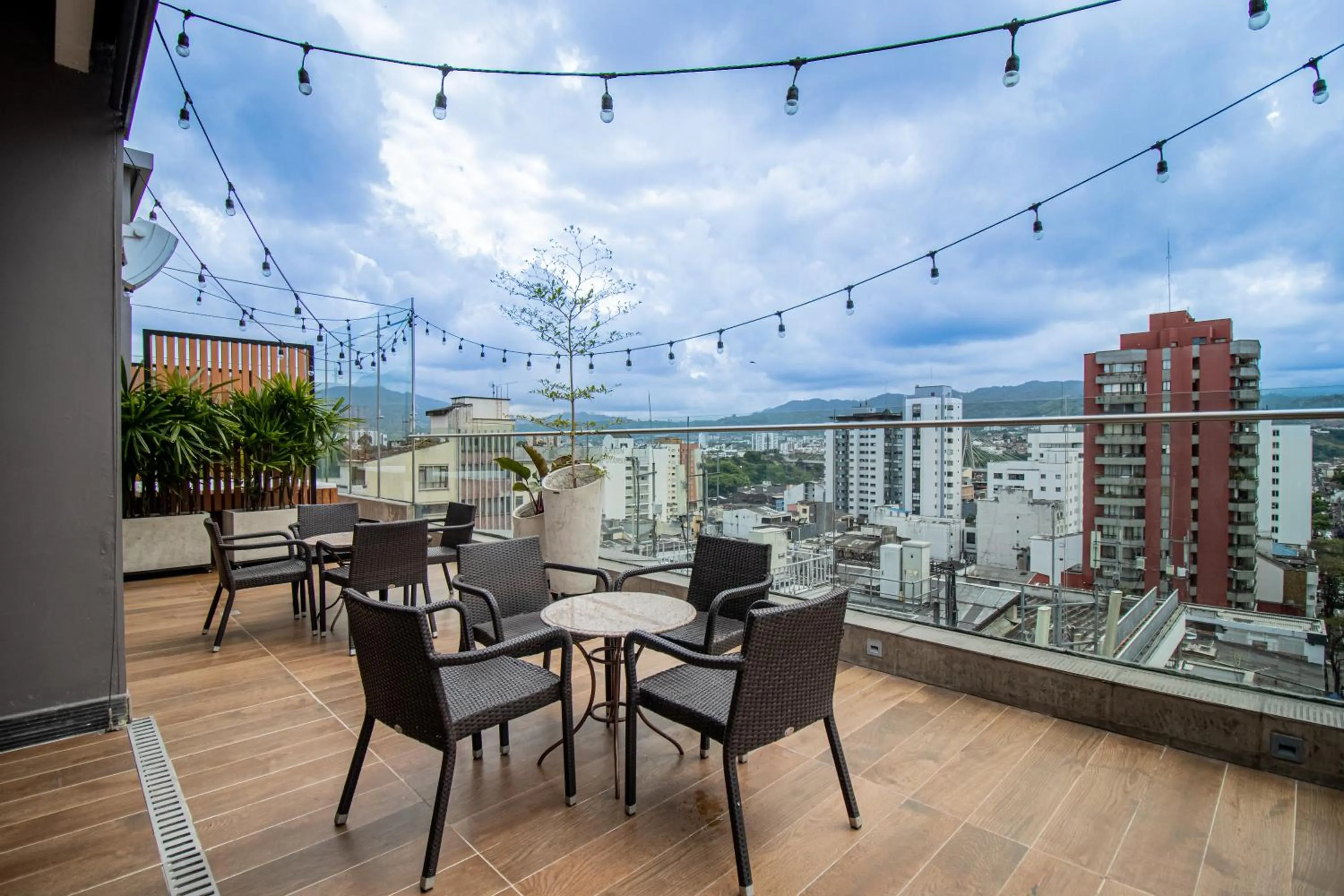 Restaurant/places to eat in Hotel Soratama