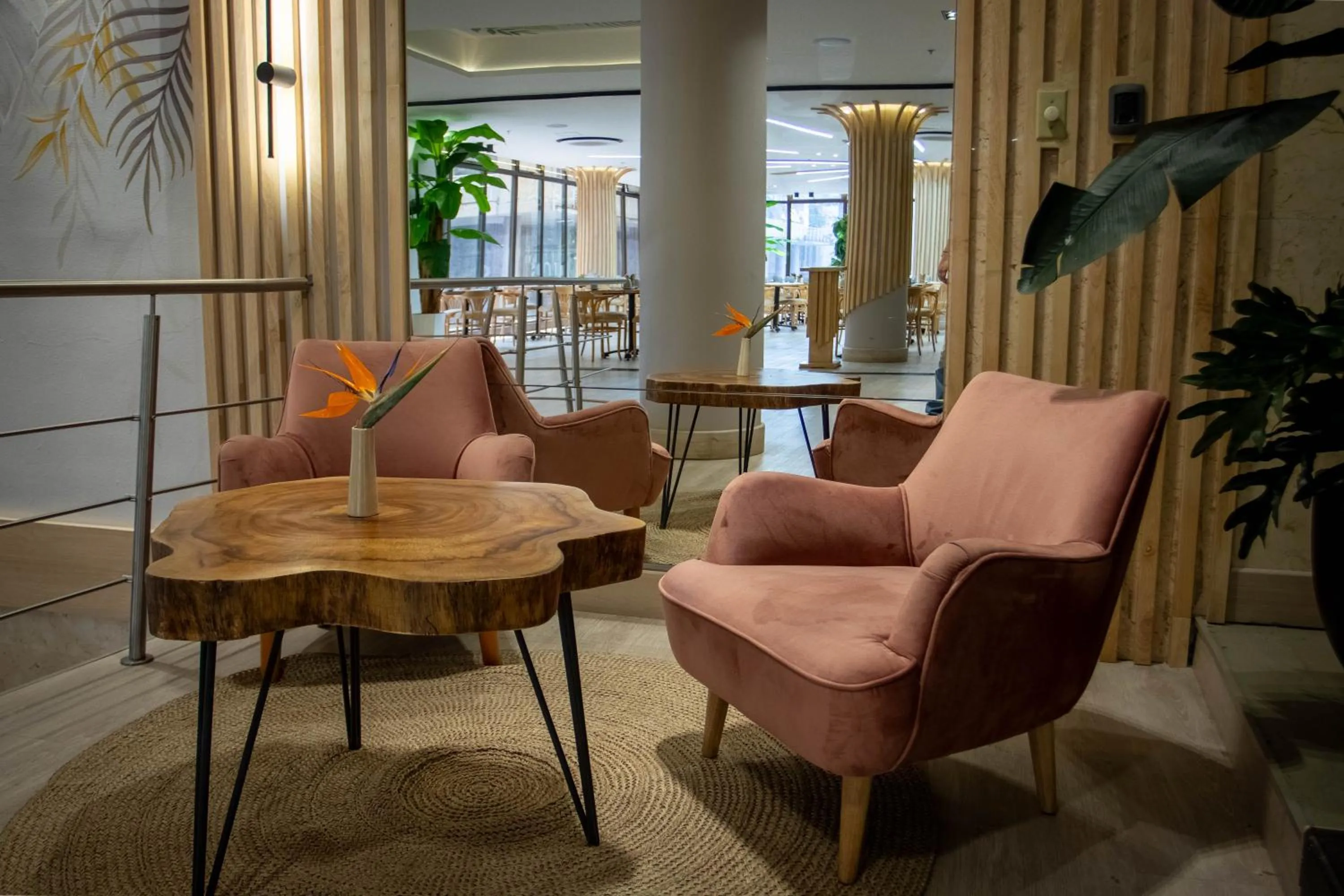 Restaurant/places to eat in Hotel Soratama