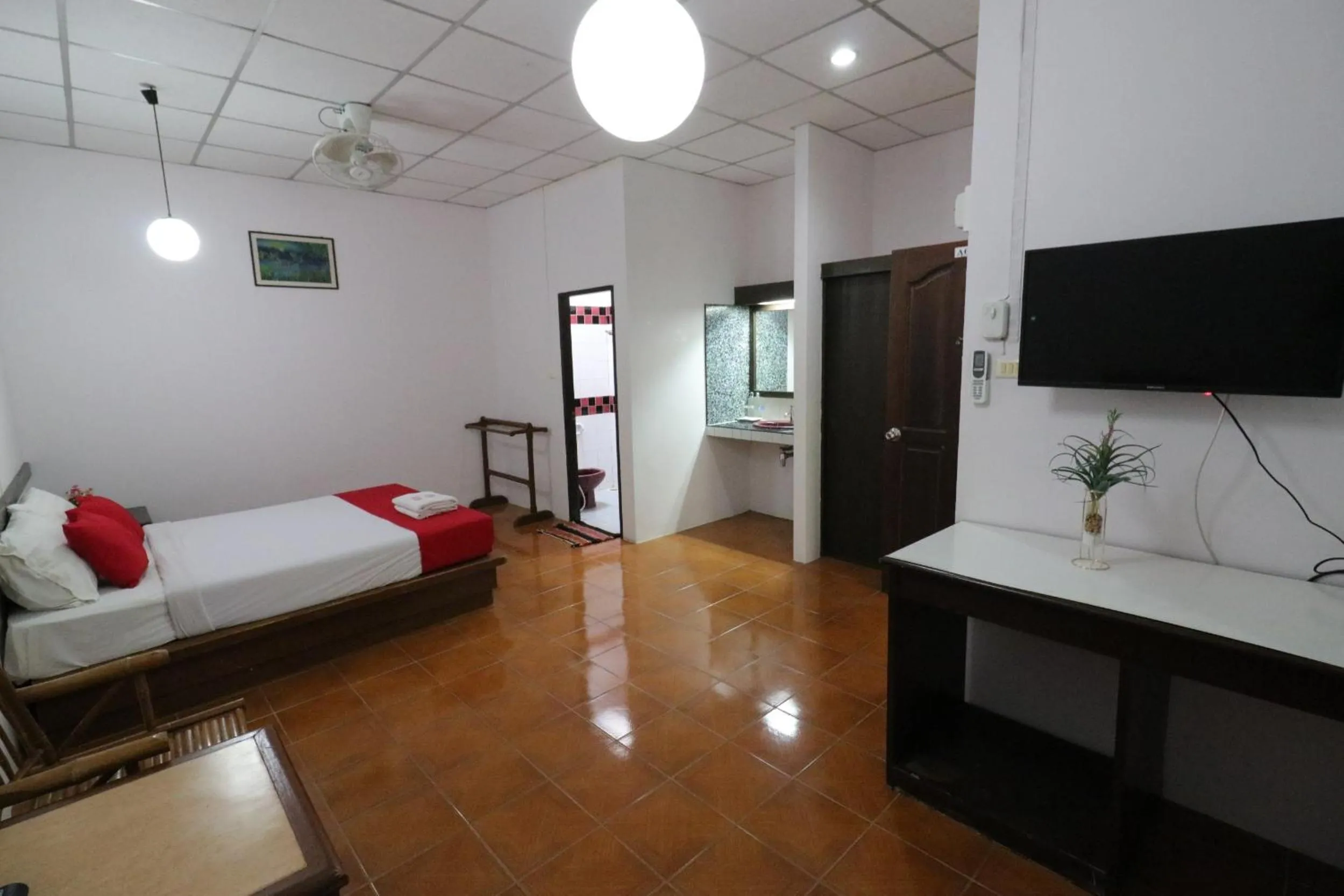 Bed in Baan Nat The Village