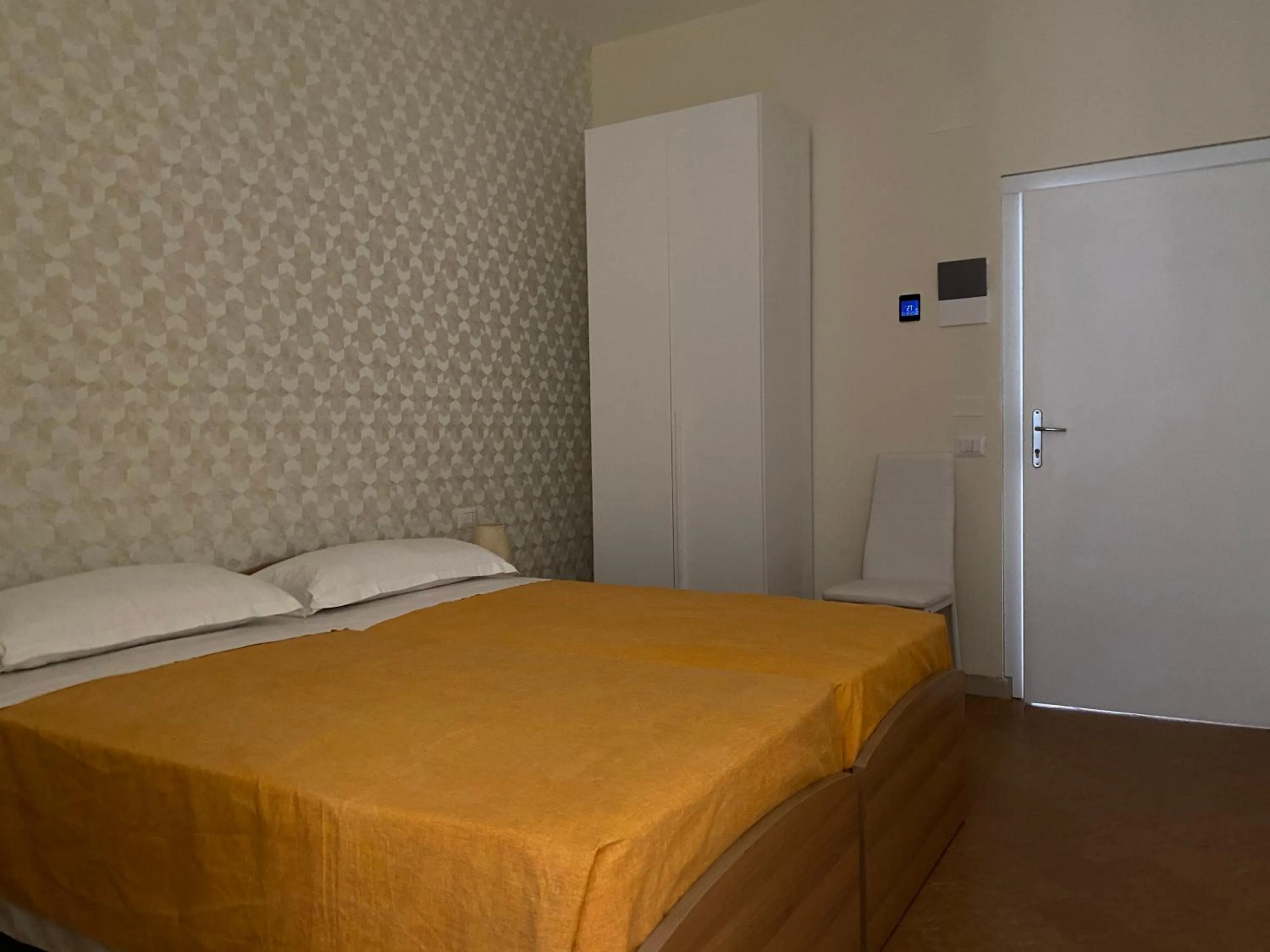 Summer, Bed in Acquaviva Experience B&B