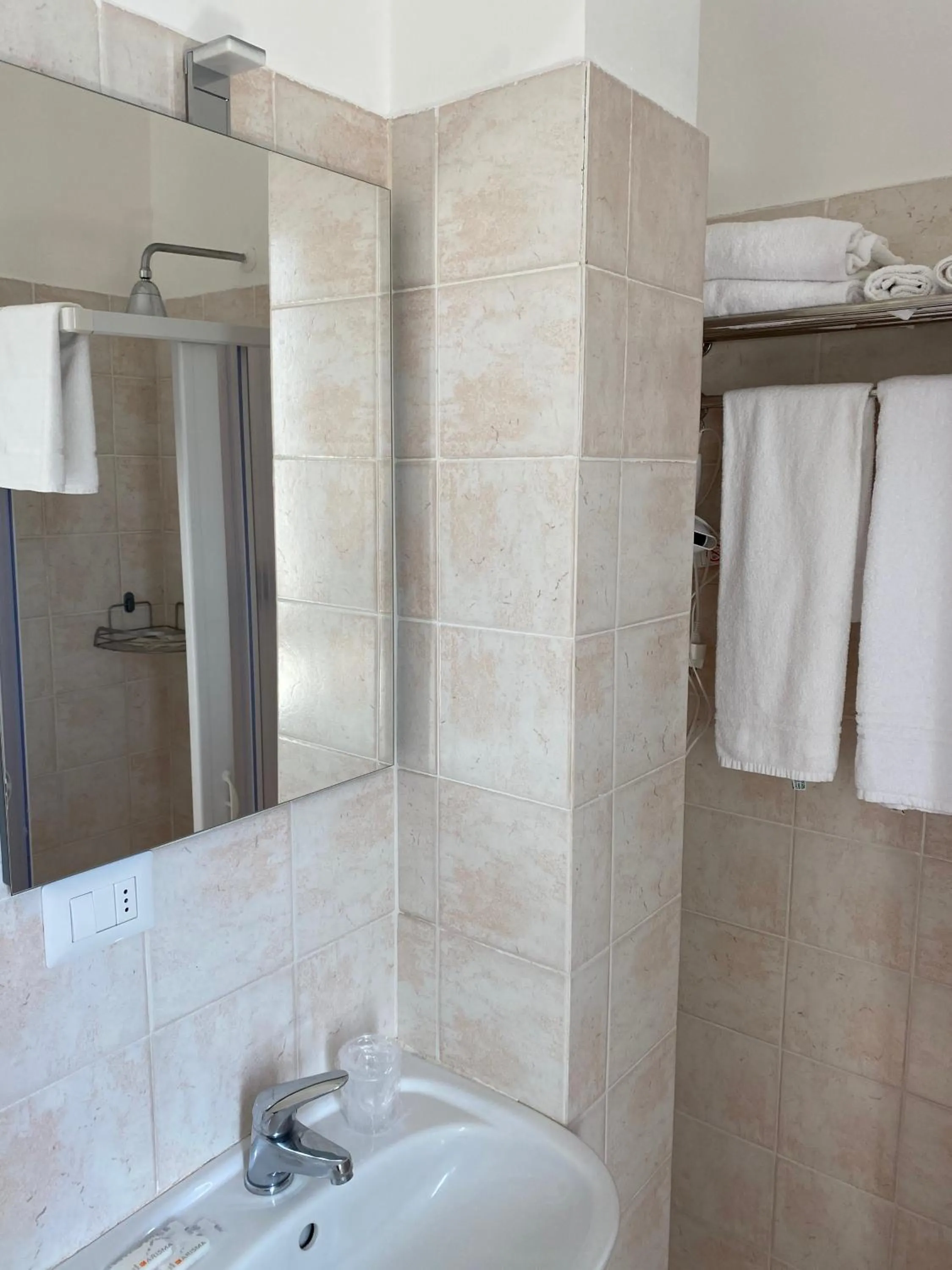 Bathroom in Acquaviva Experience B&B