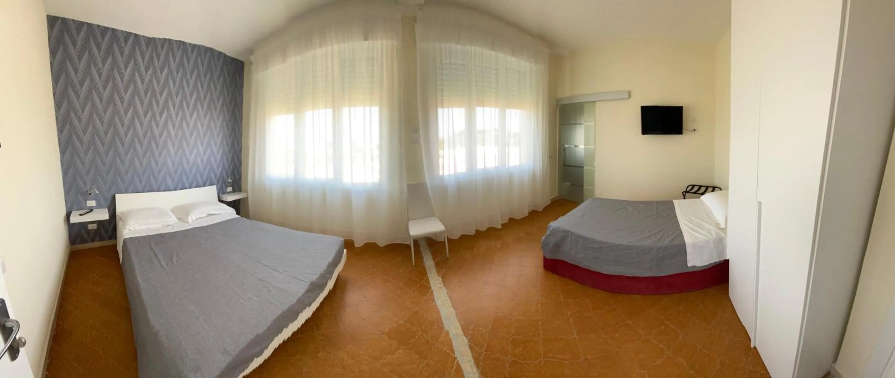 Bed in Acquaviva Experience B&B