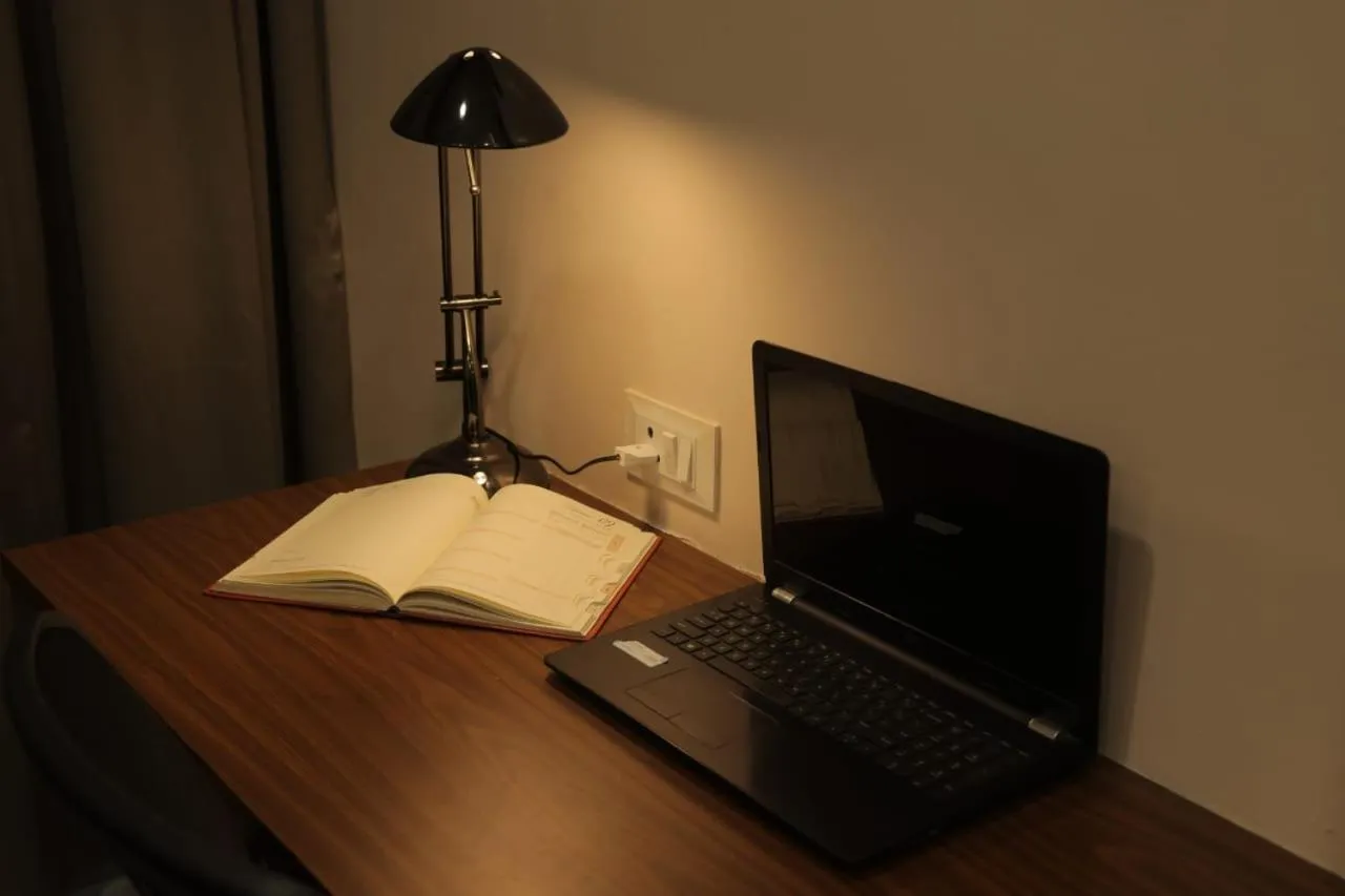 Seven Sky Clarks Exotica