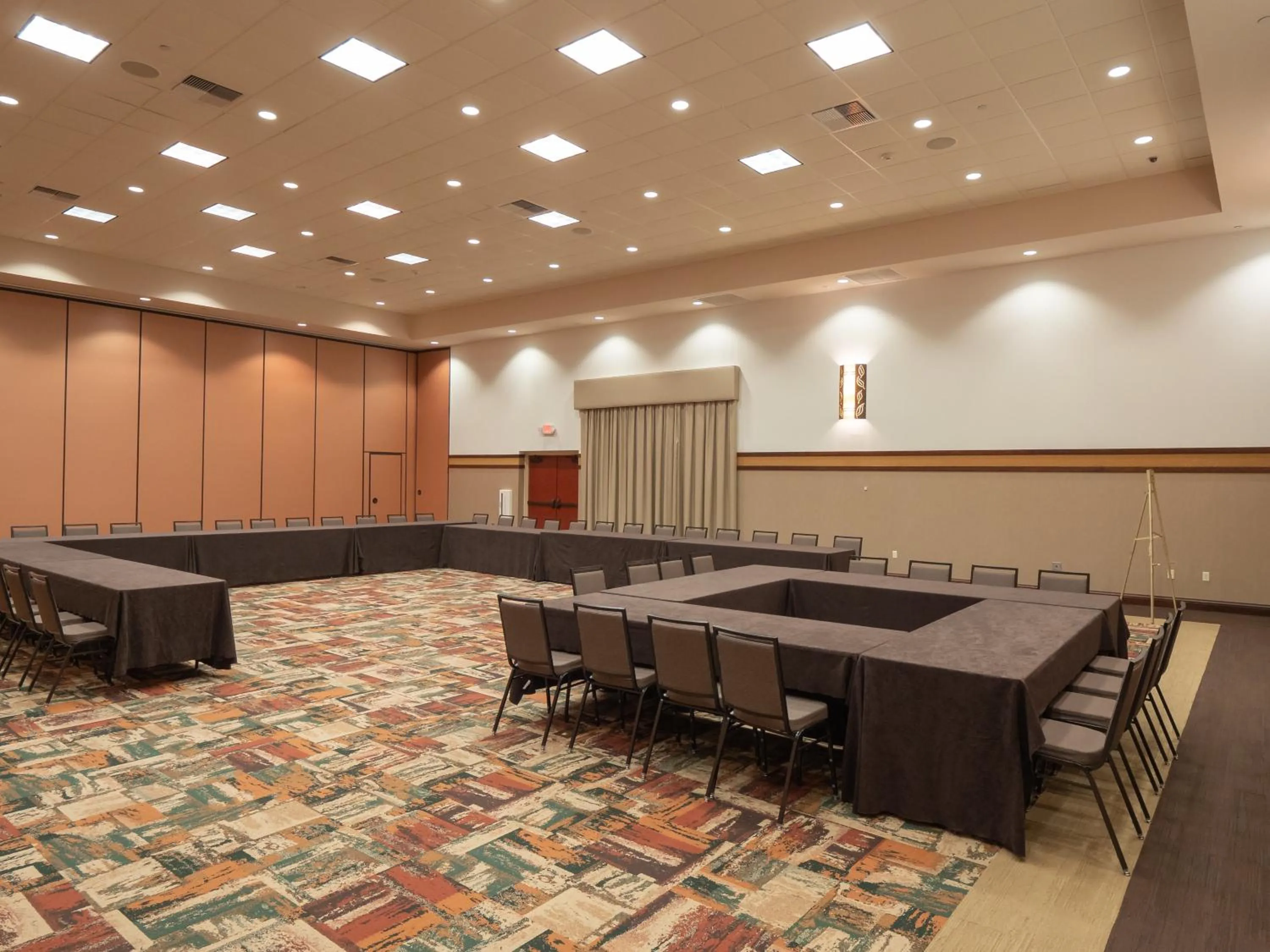 Meeting/conference room in Holiday Inn Stevens Point - Convention Center by IHG