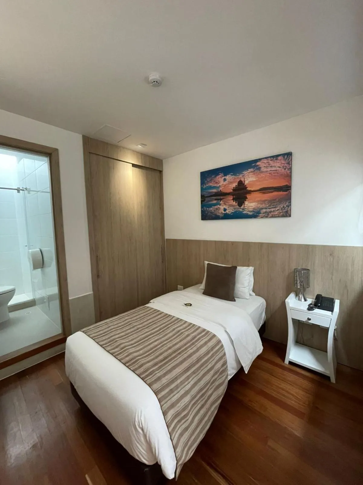 Photo of the whole room, Bed in Casa Hotel Boyaca Real