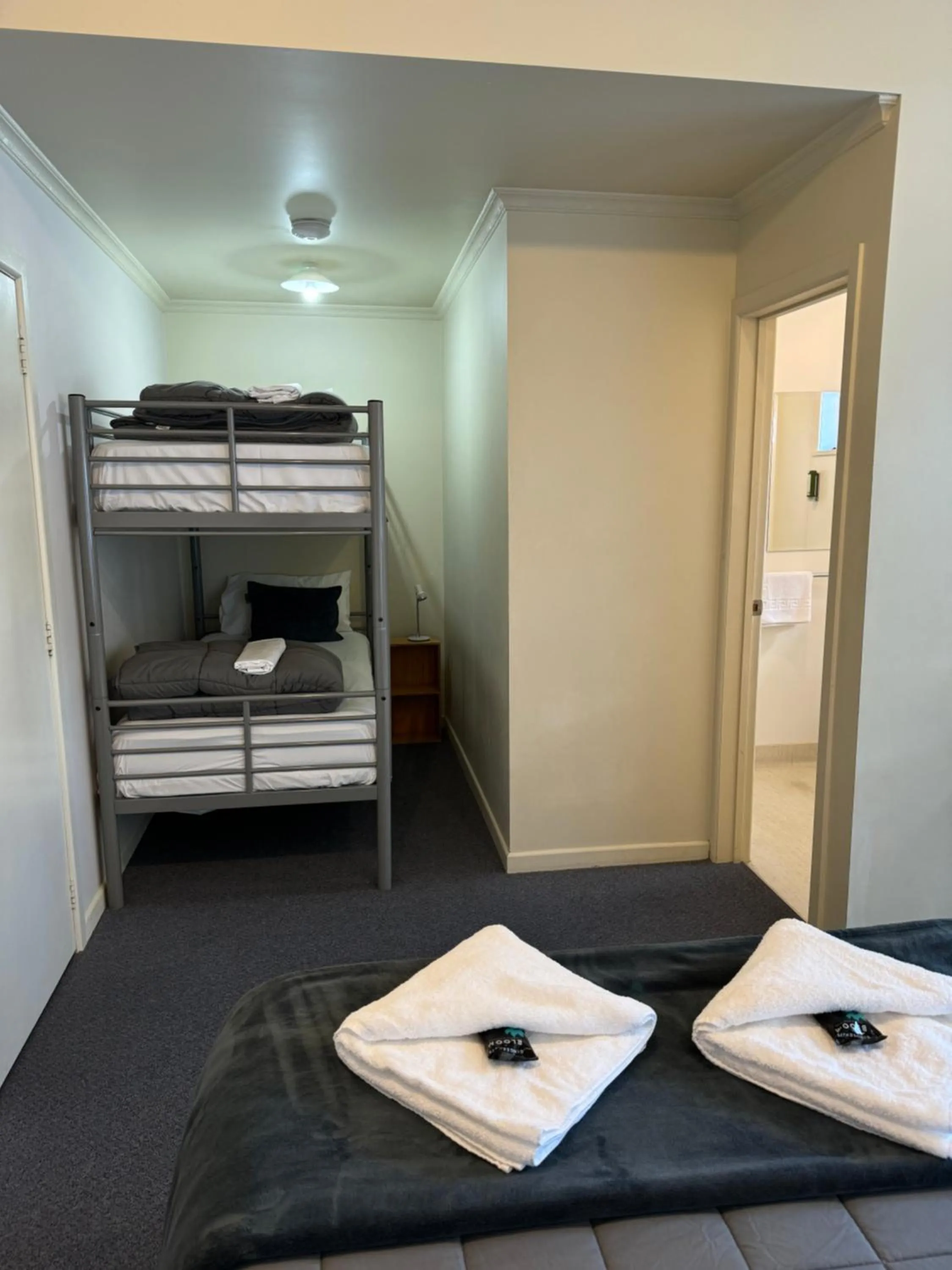 Bed in Pinewood Queenstown