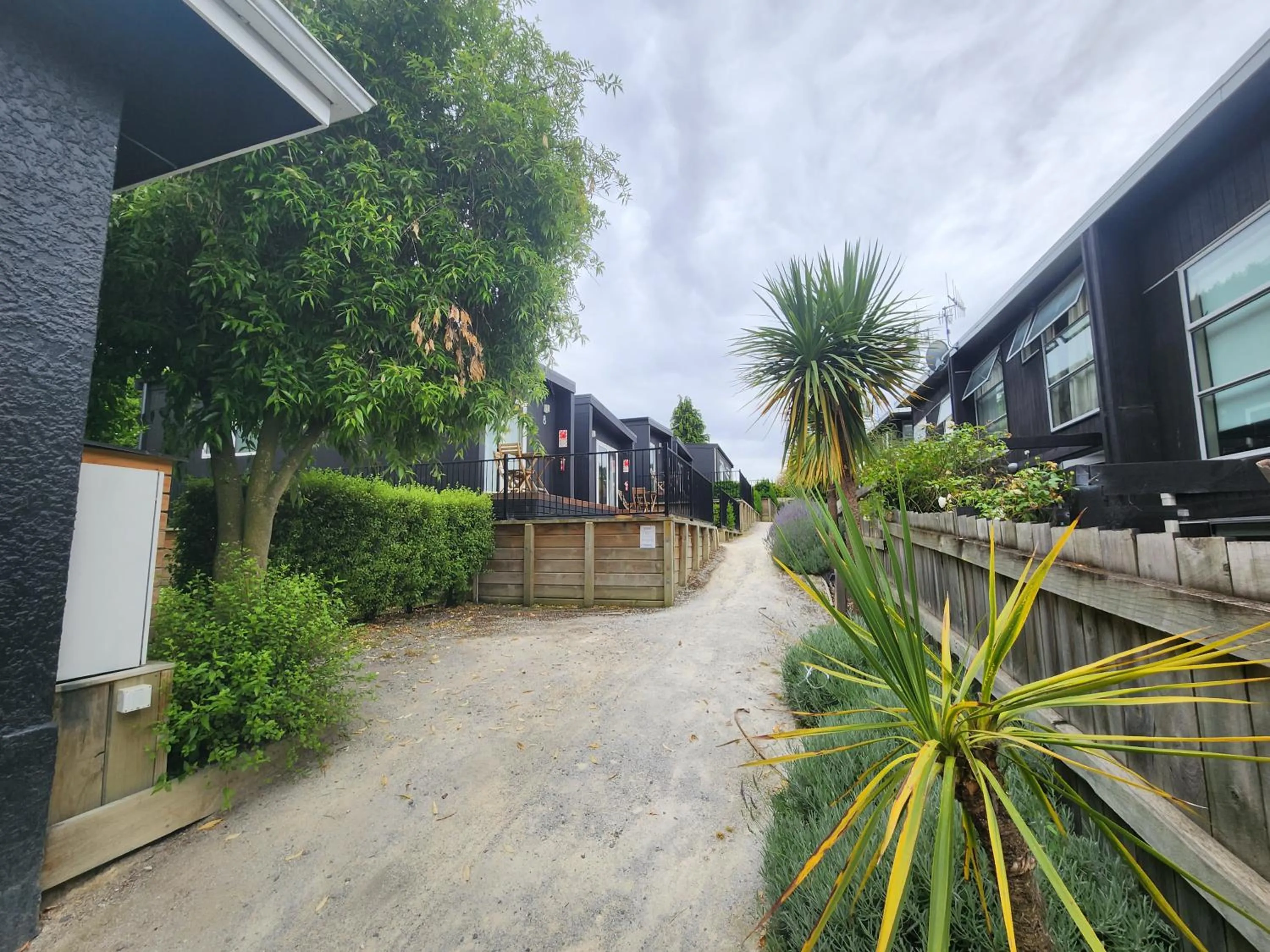 Property building in Pinewood Queenstown