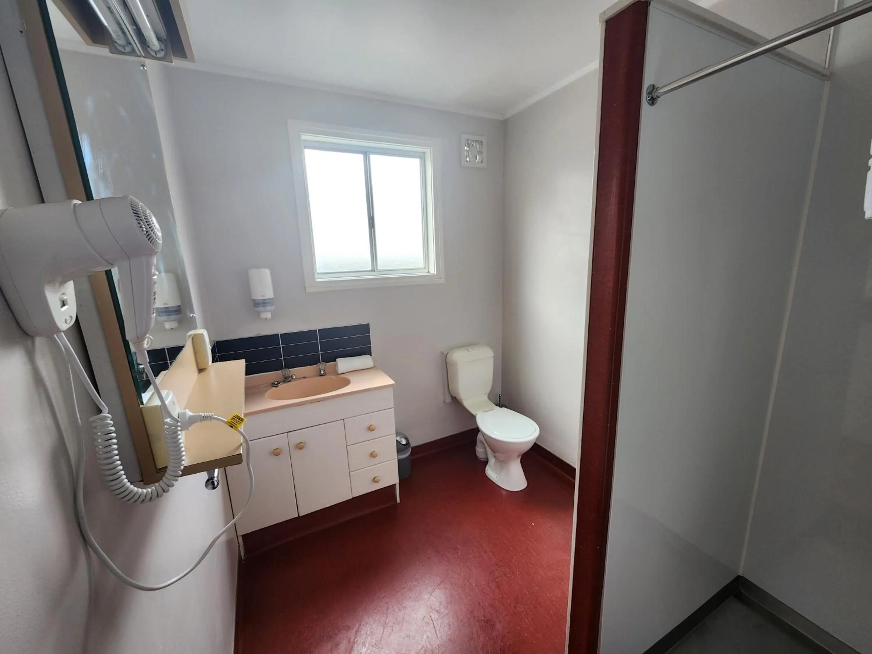 Bathroom in Pinewood Queenstown