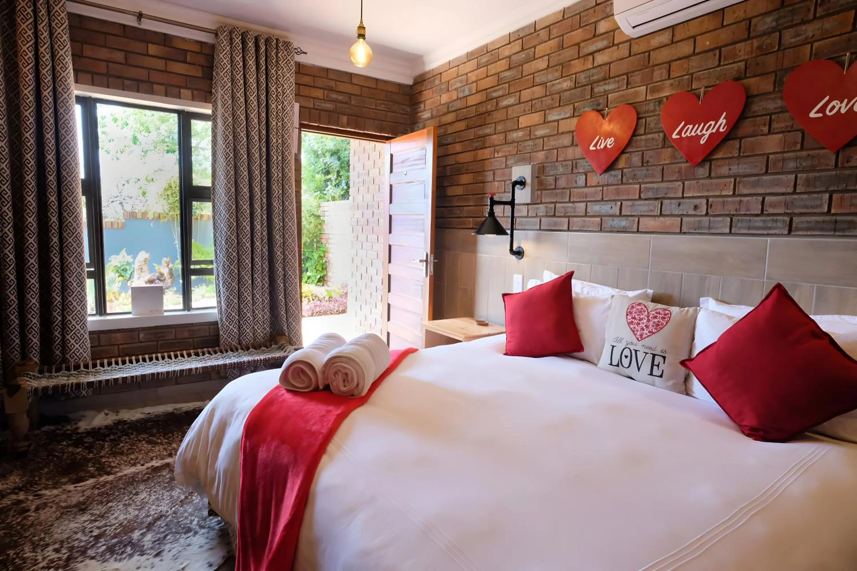 Bed in St Lucia Livingston Lodge