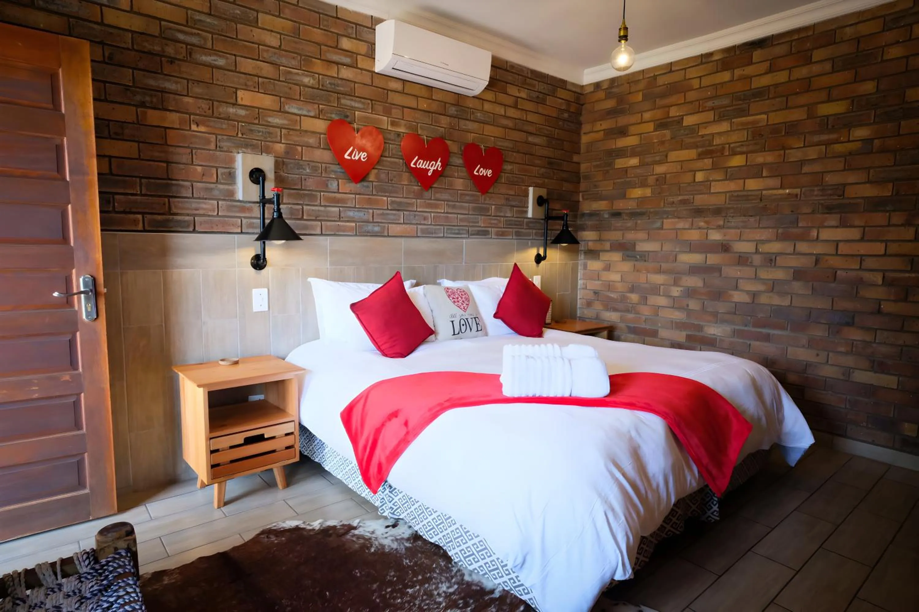 Bed in St Lucia Livingston Lodge