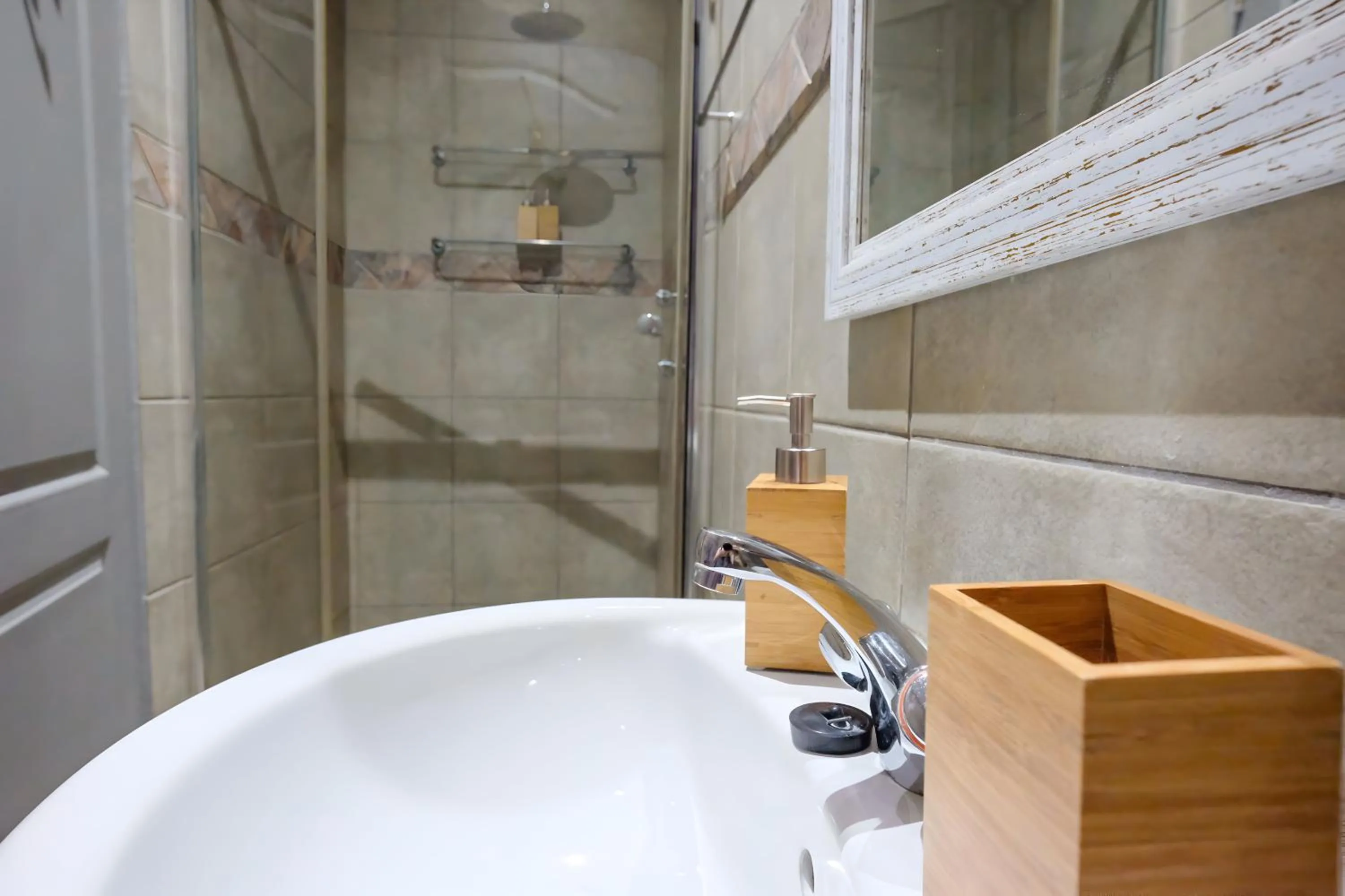 St Lucia Livingston Lodge