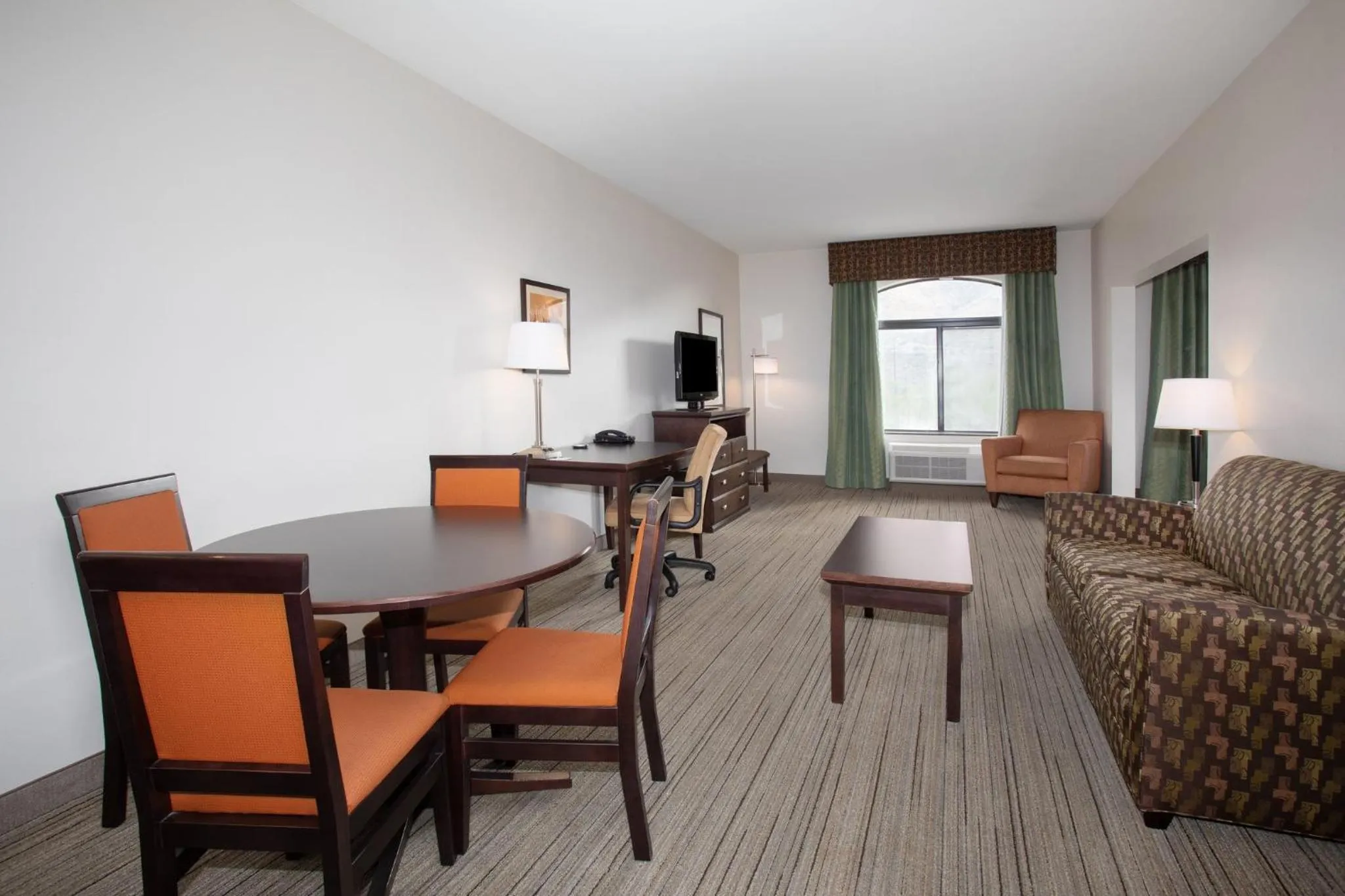 Photo of the whole room in Holiday Inn Express & Suites Oro Valley-Tucson North by IHG