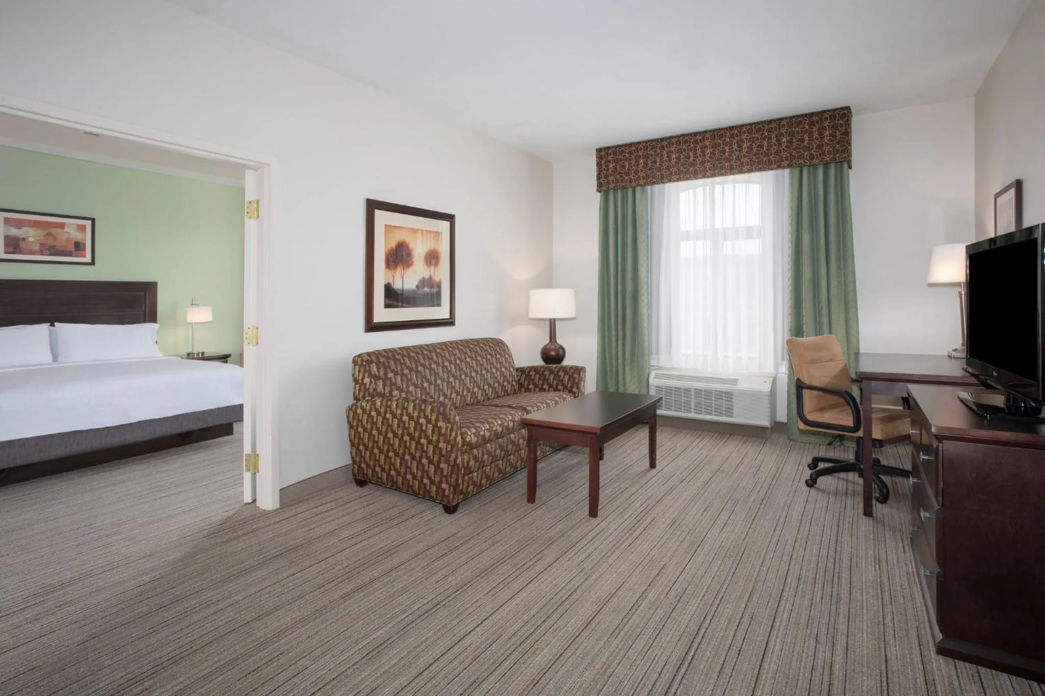 Photo of the whole room, Bed in Holiday Inn Express & Suites Oro Valley-Tucson North by IHG